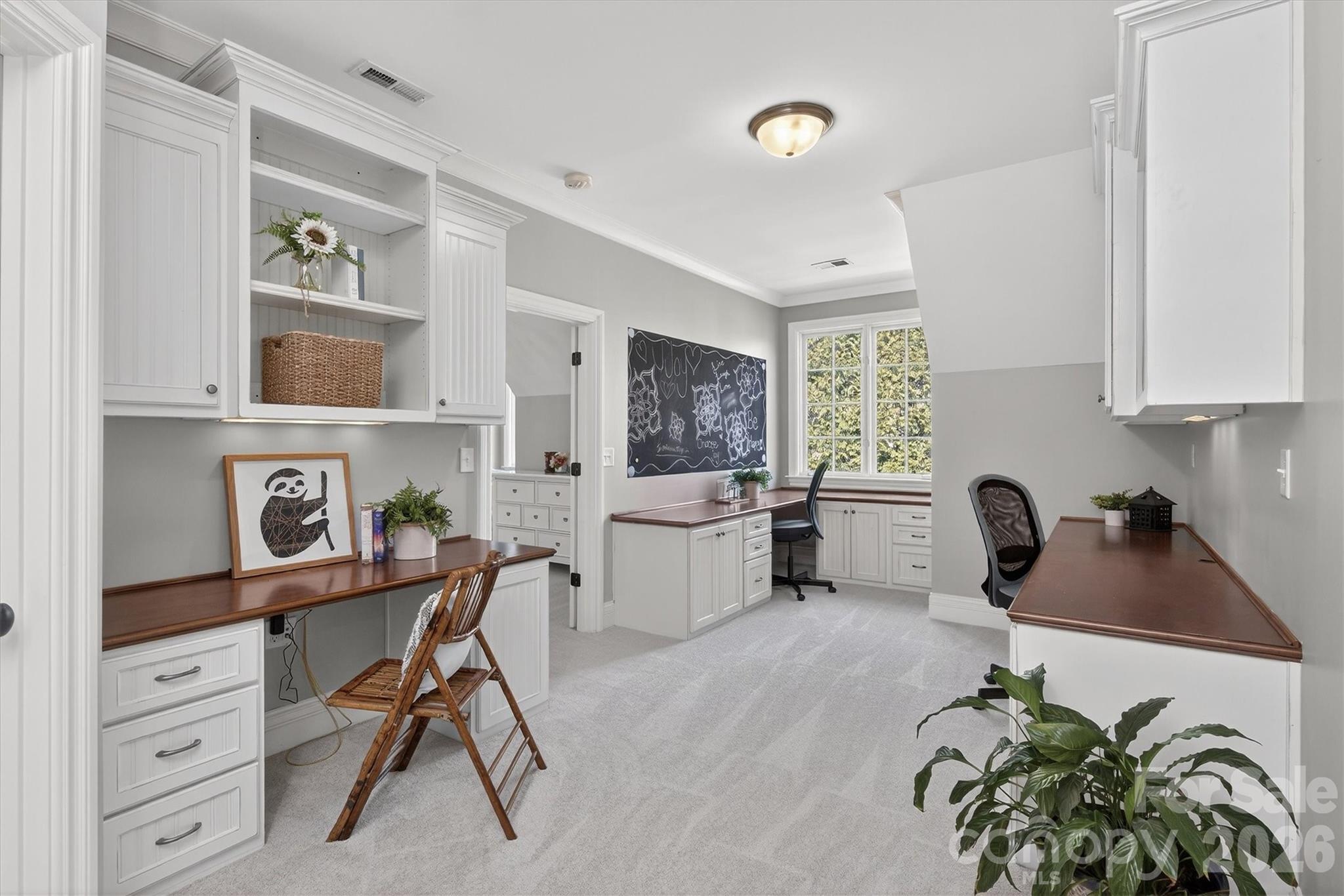 1915 Smarty Jones Drive