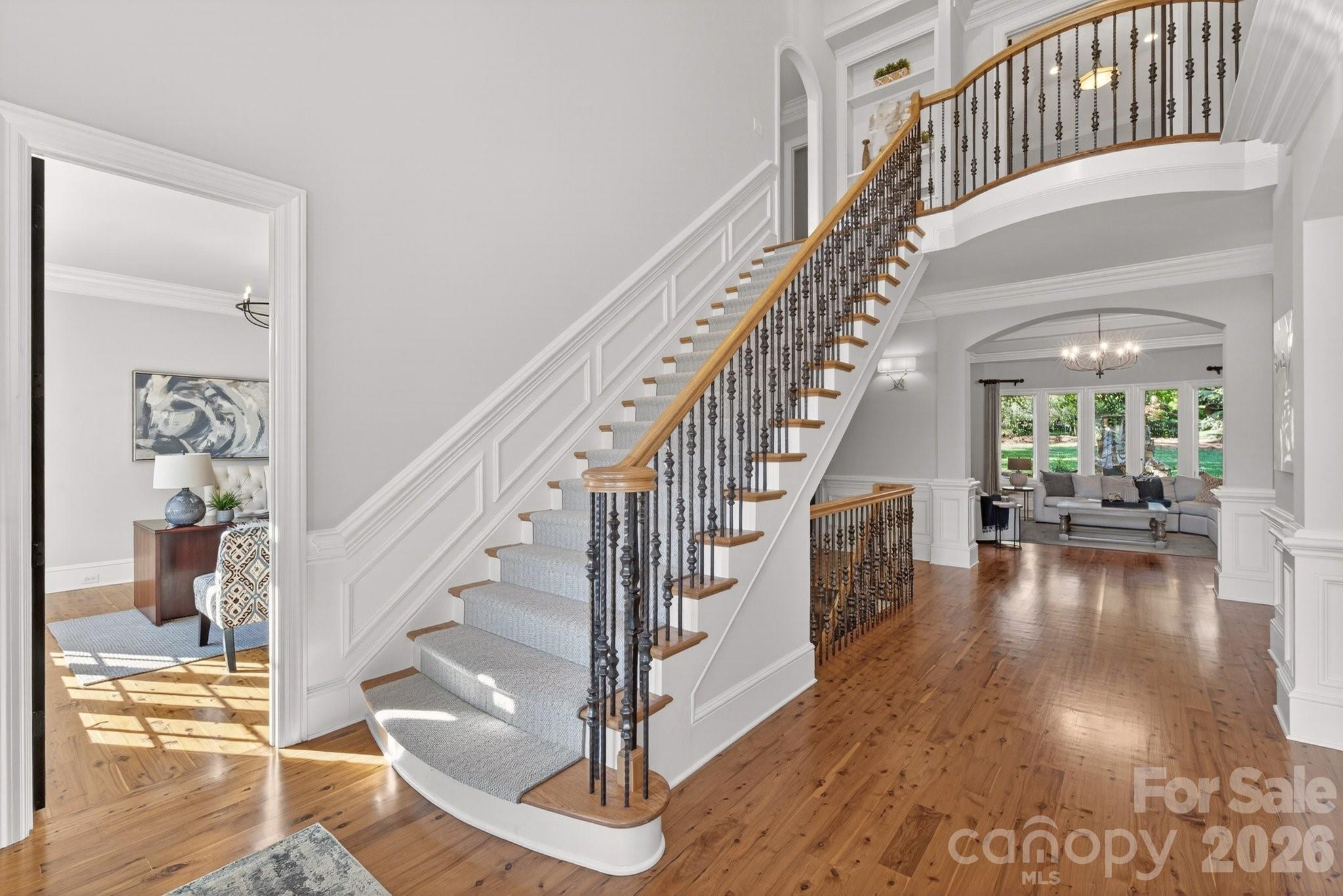 1629 Lookout Circle