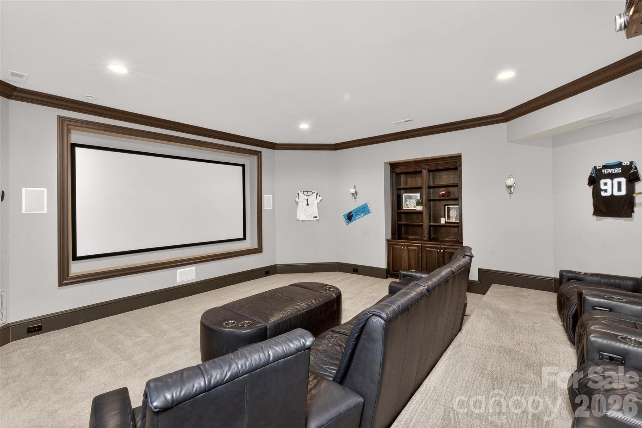1629 Lookout Circle
