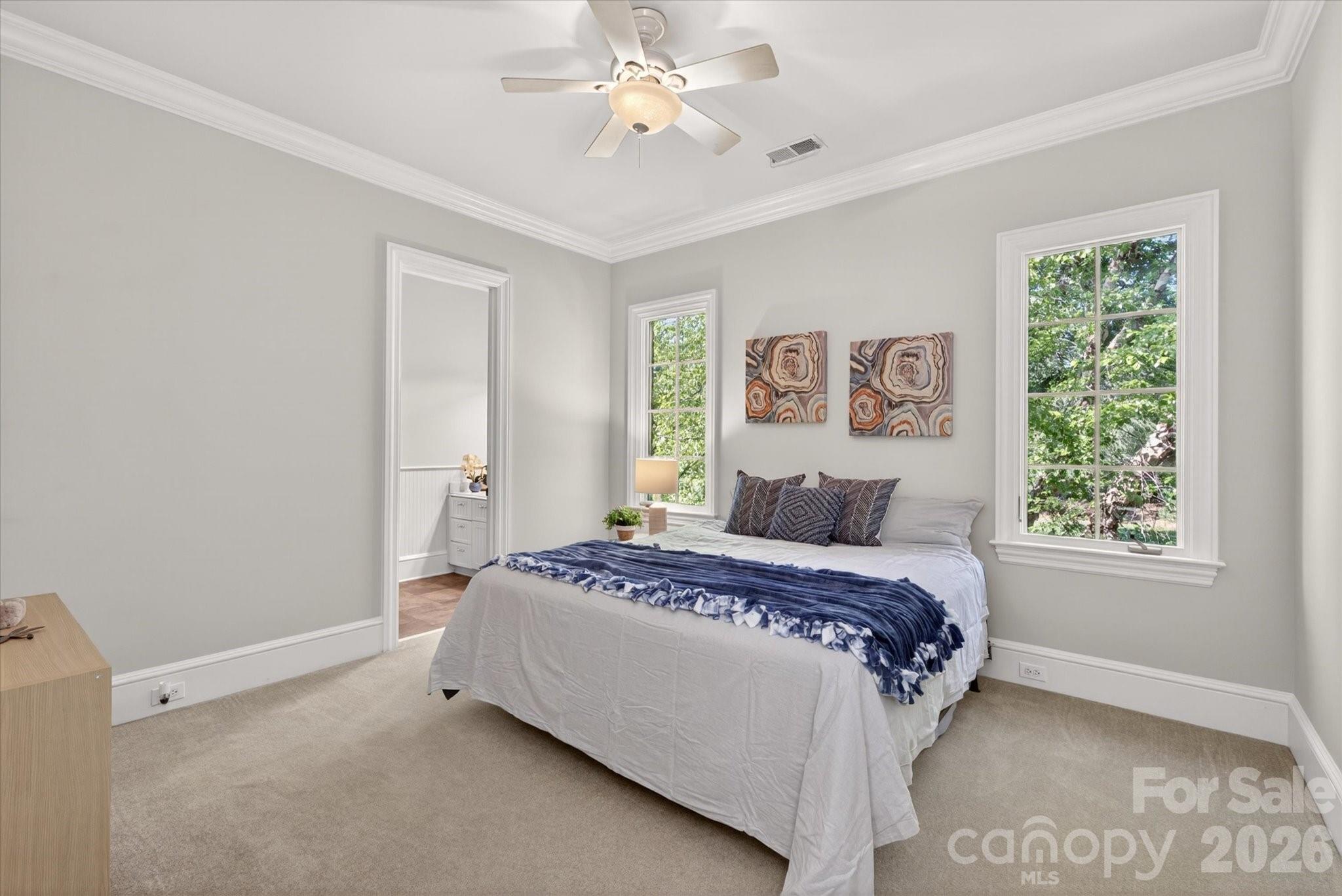 1629 Lookout Circle