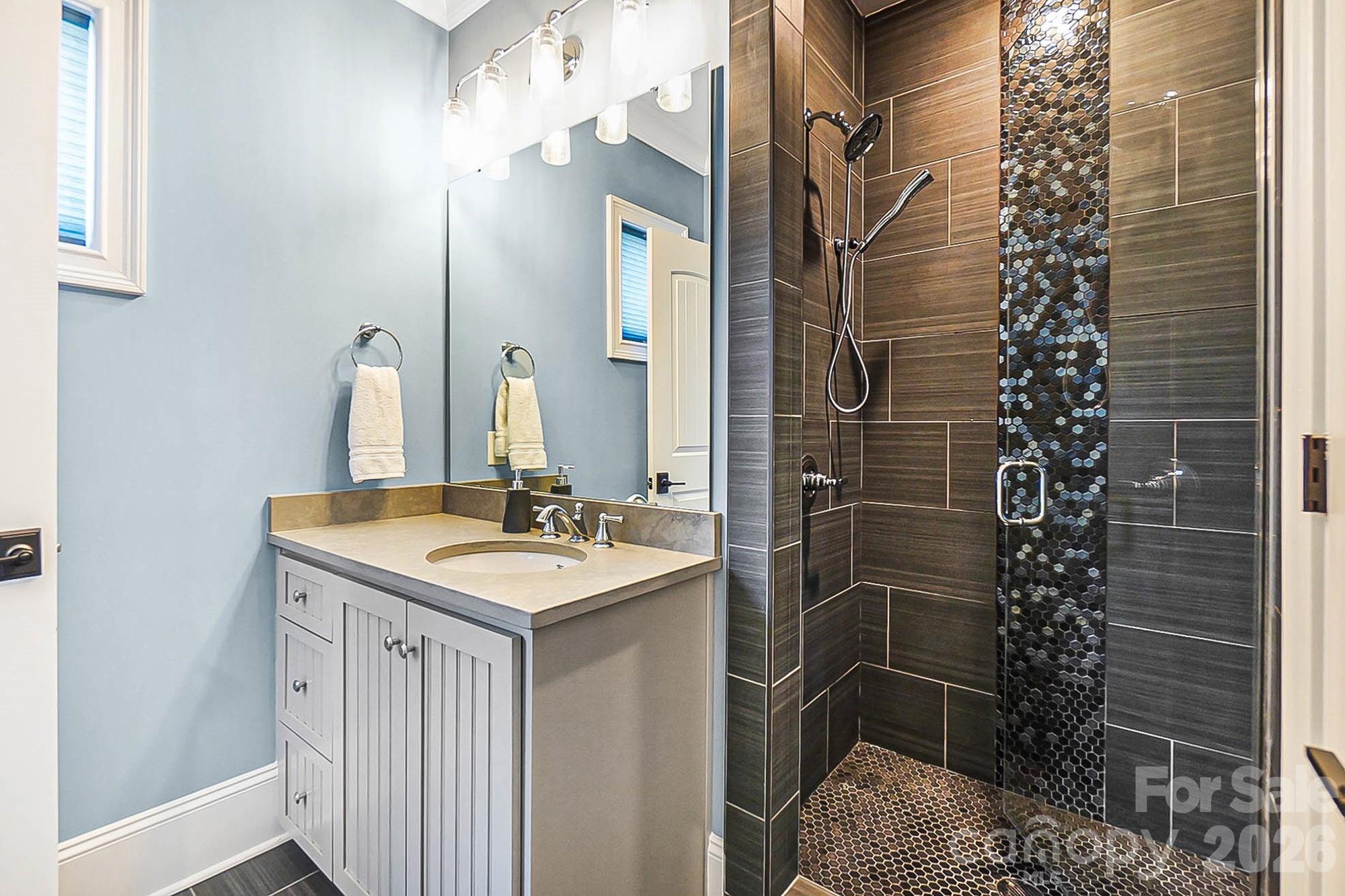 1311 Sunnys Halo Lane