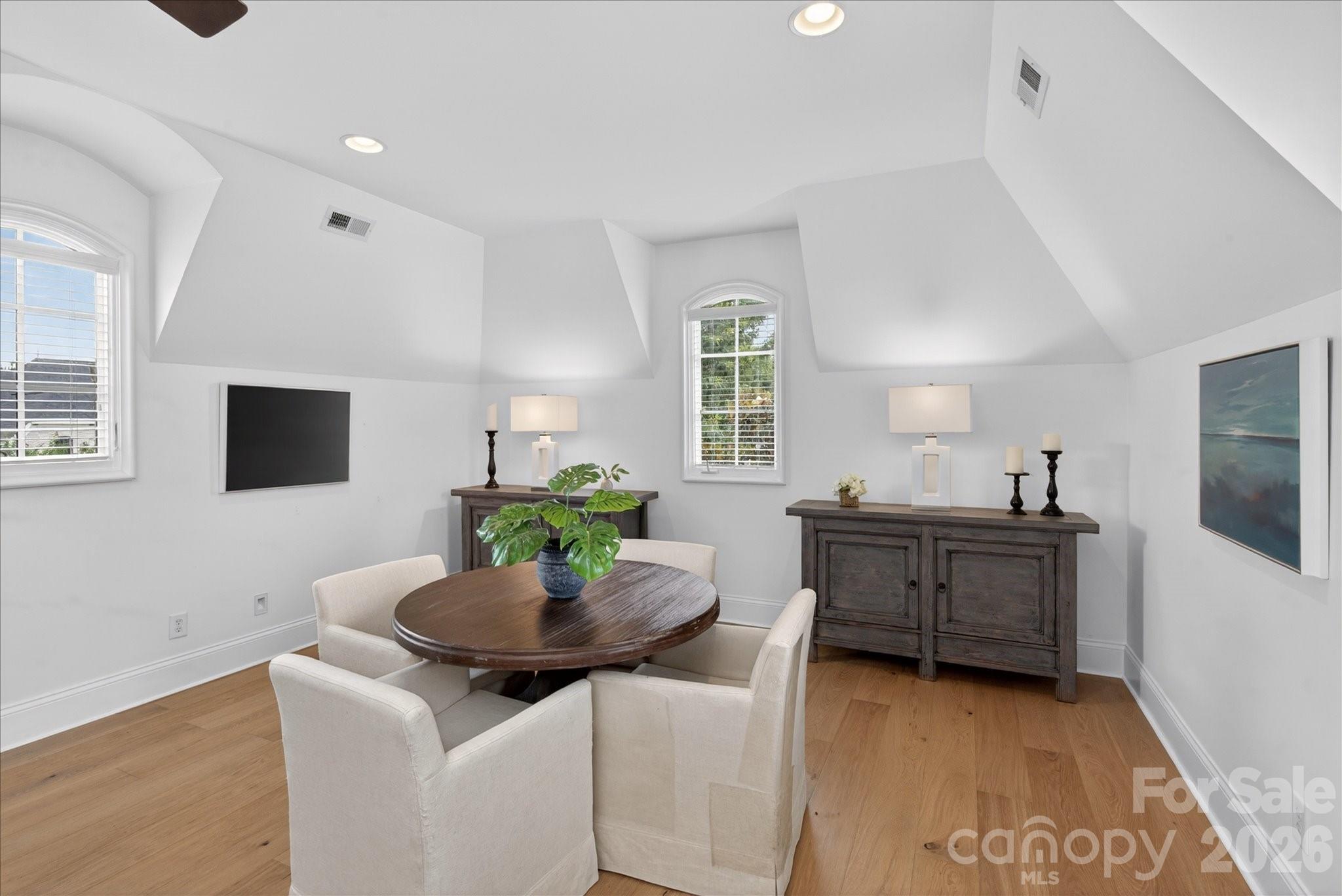 6088 Kimbrell Heights Drive