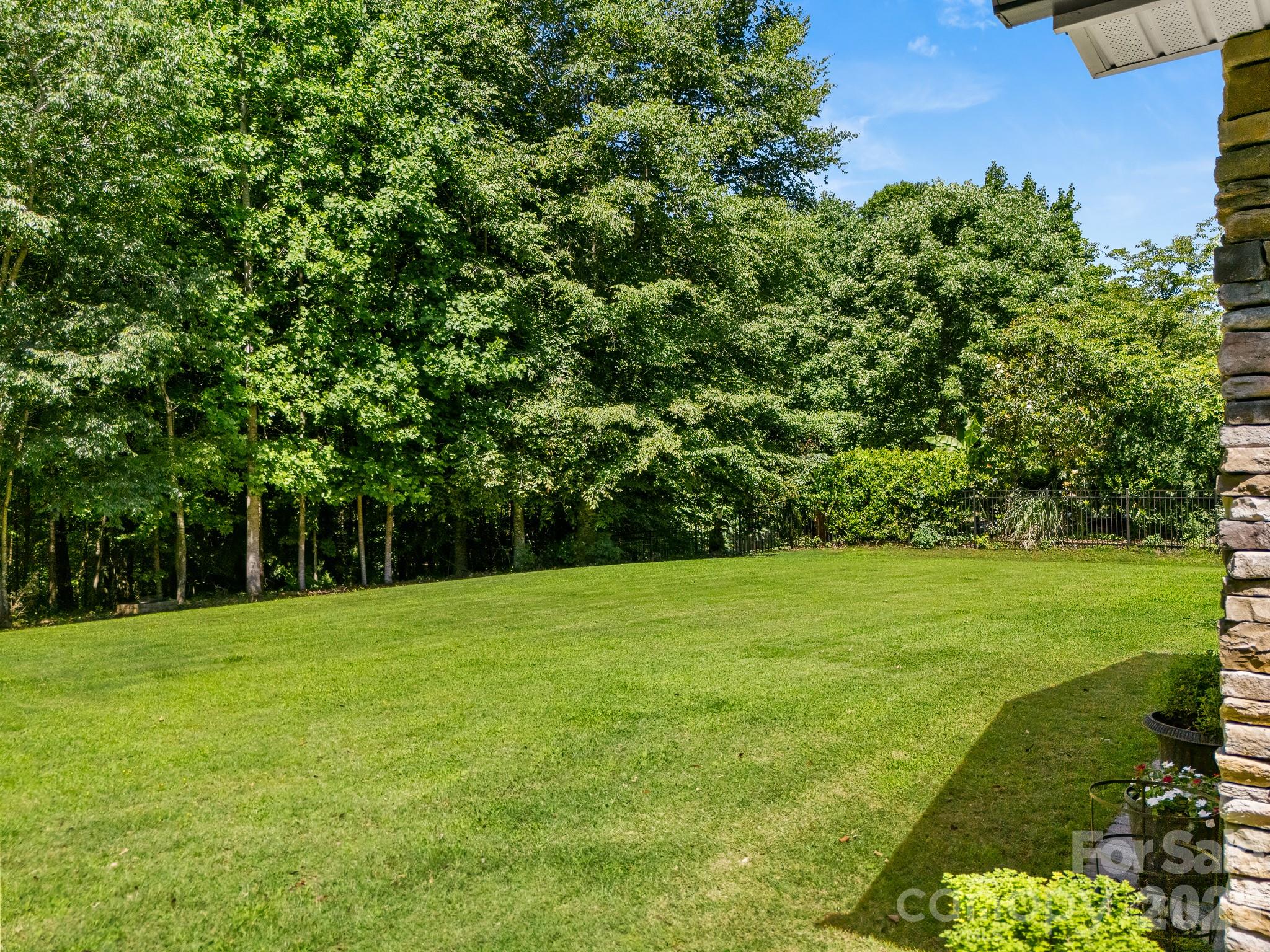 10704 Waxhaw Manor Drive