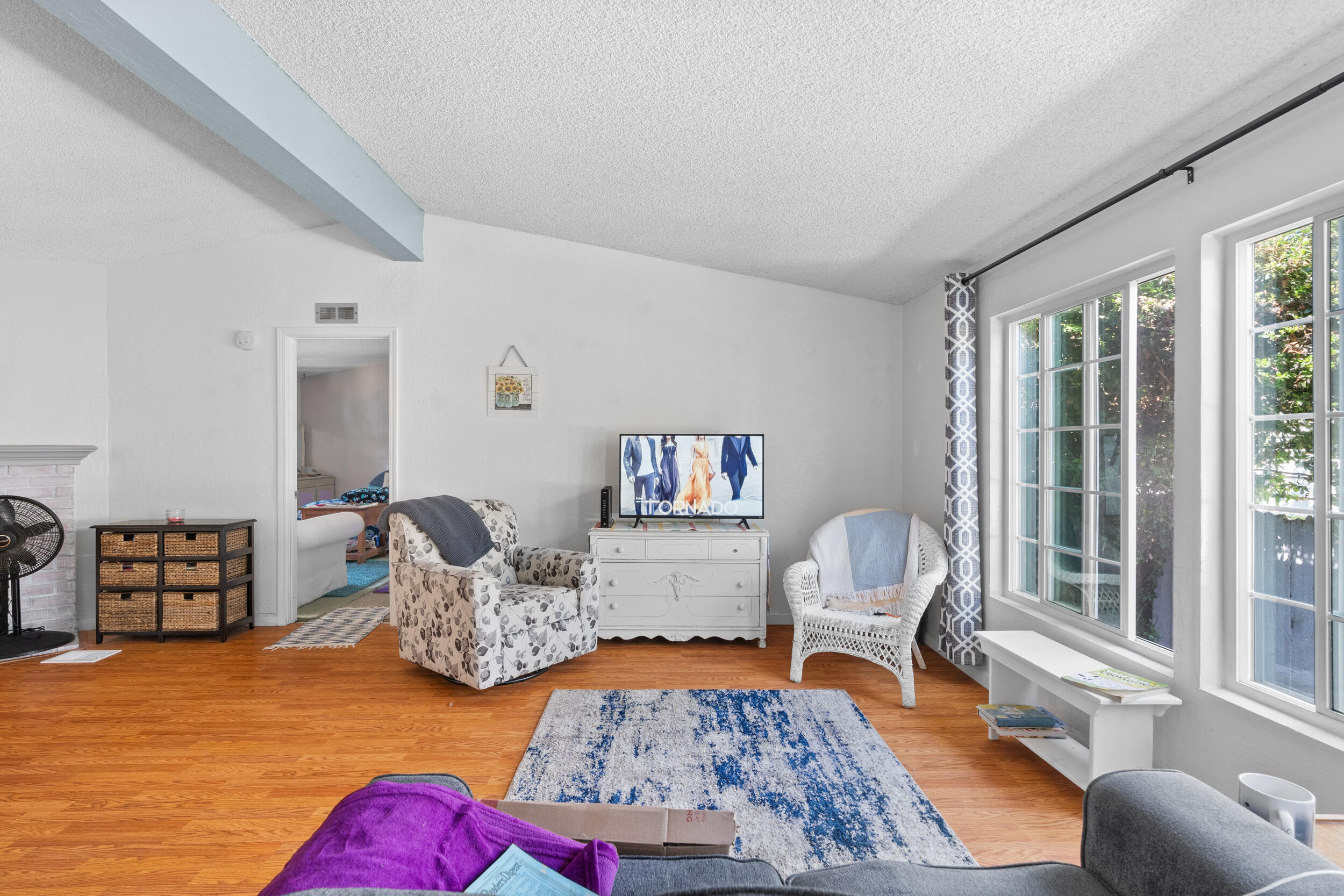 1317 N V Street, Spc 202