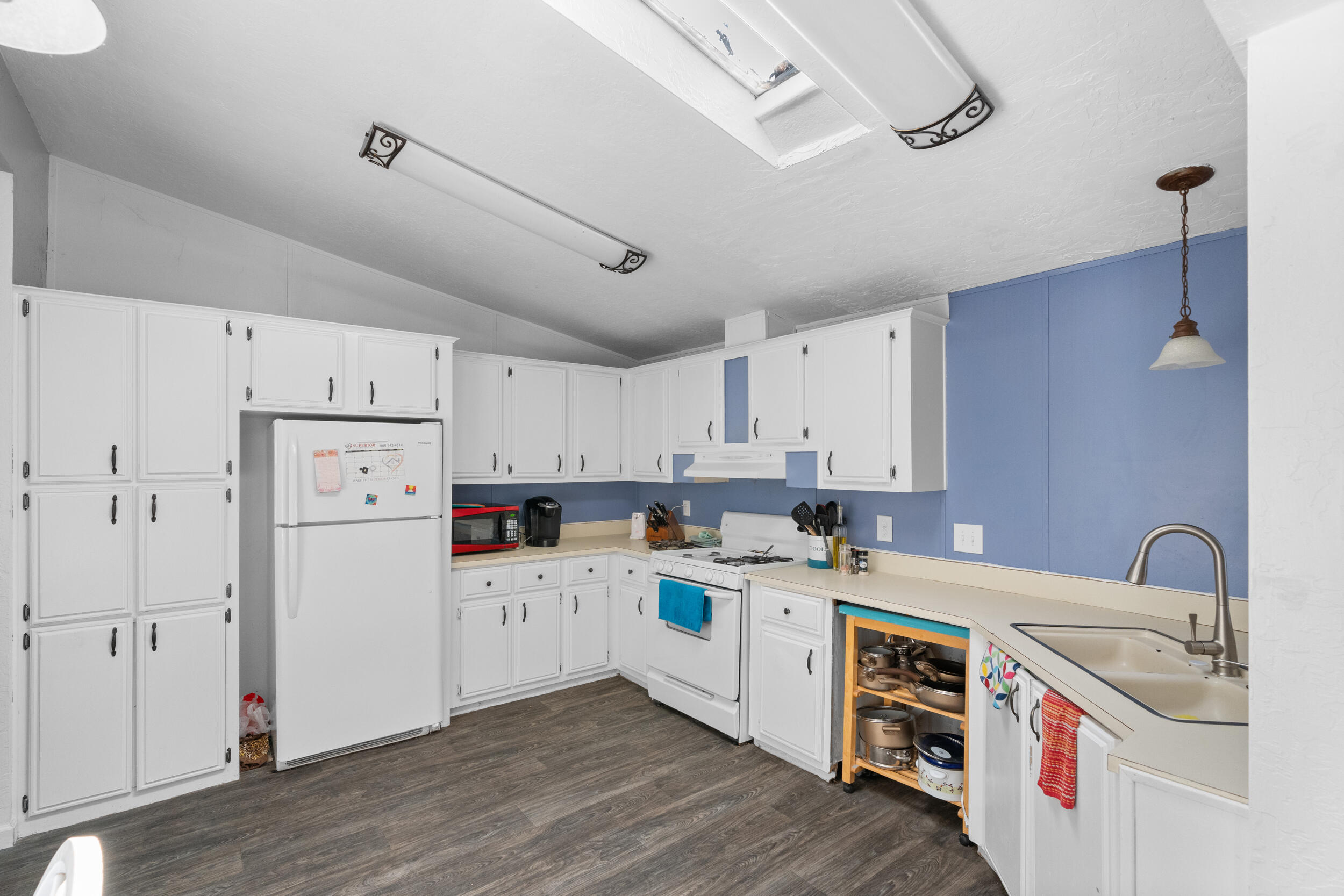1317 N V Street, Spc 202