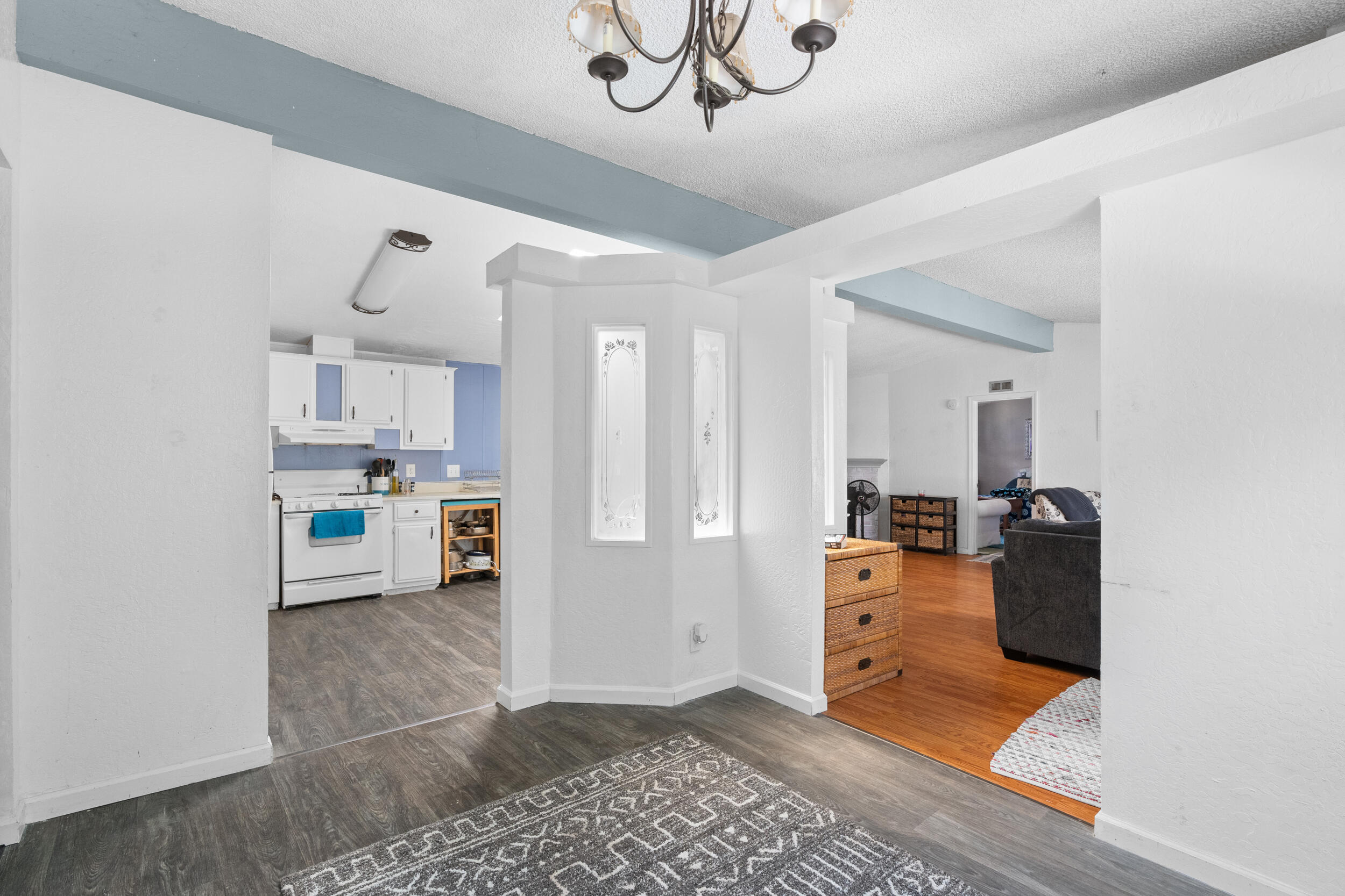 1317 N V Street, Spc 202