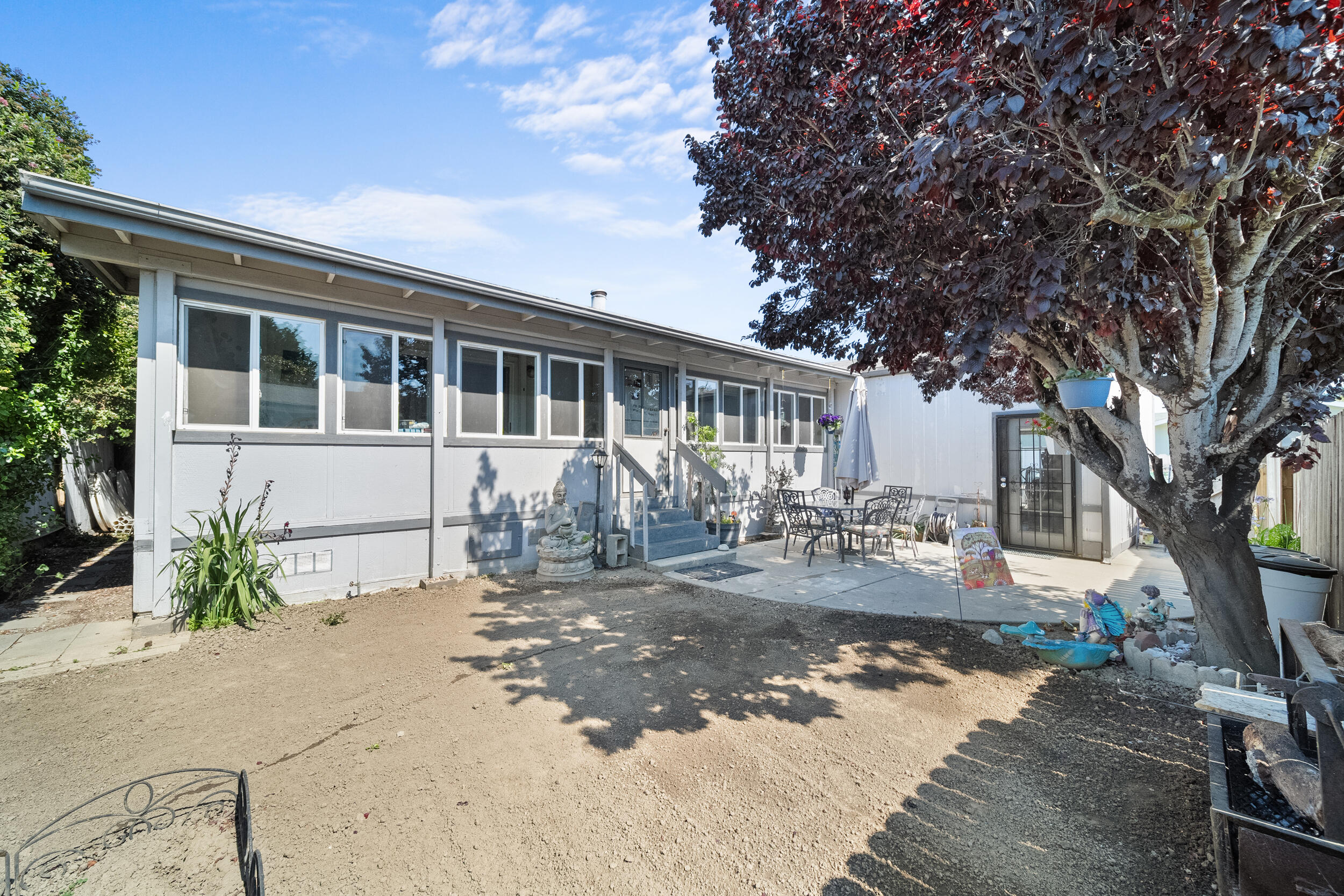 1317 N V Street, Spc 202
