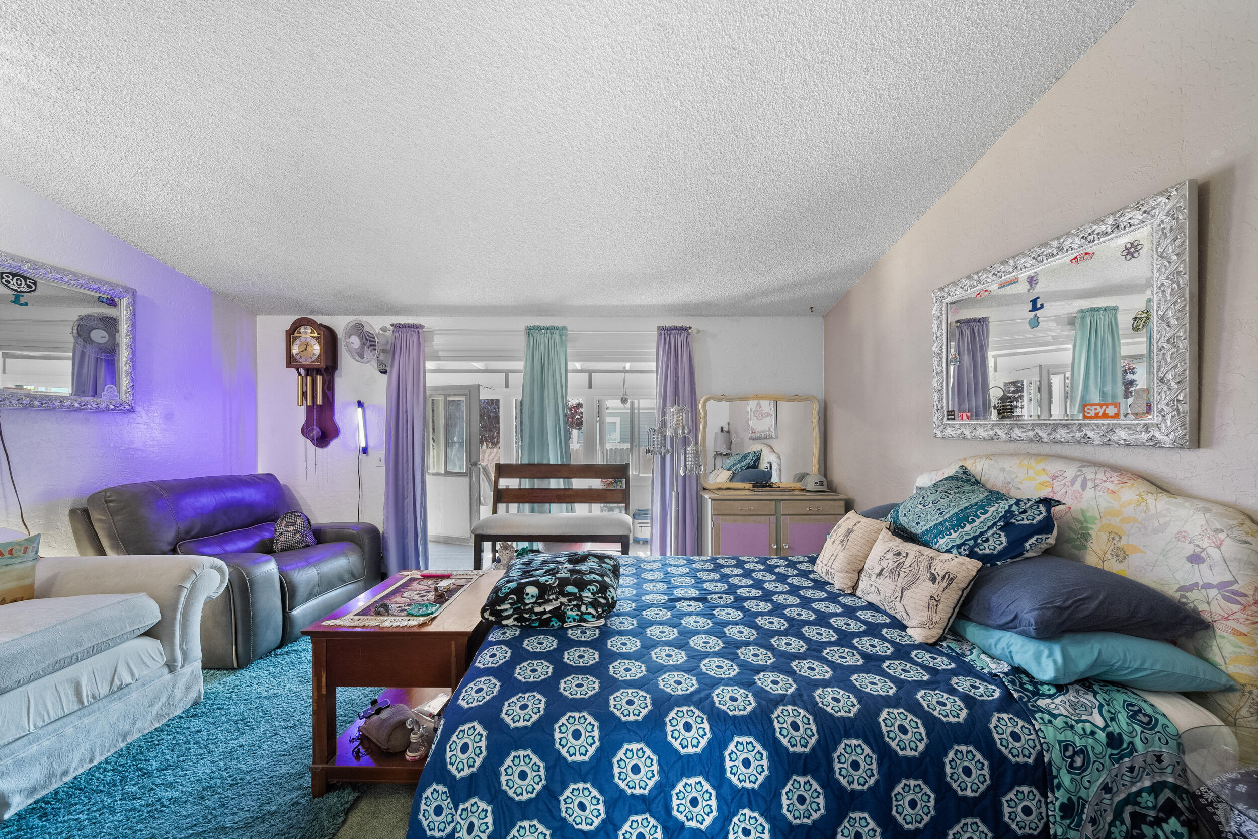 1317 N V Street, Spc 202