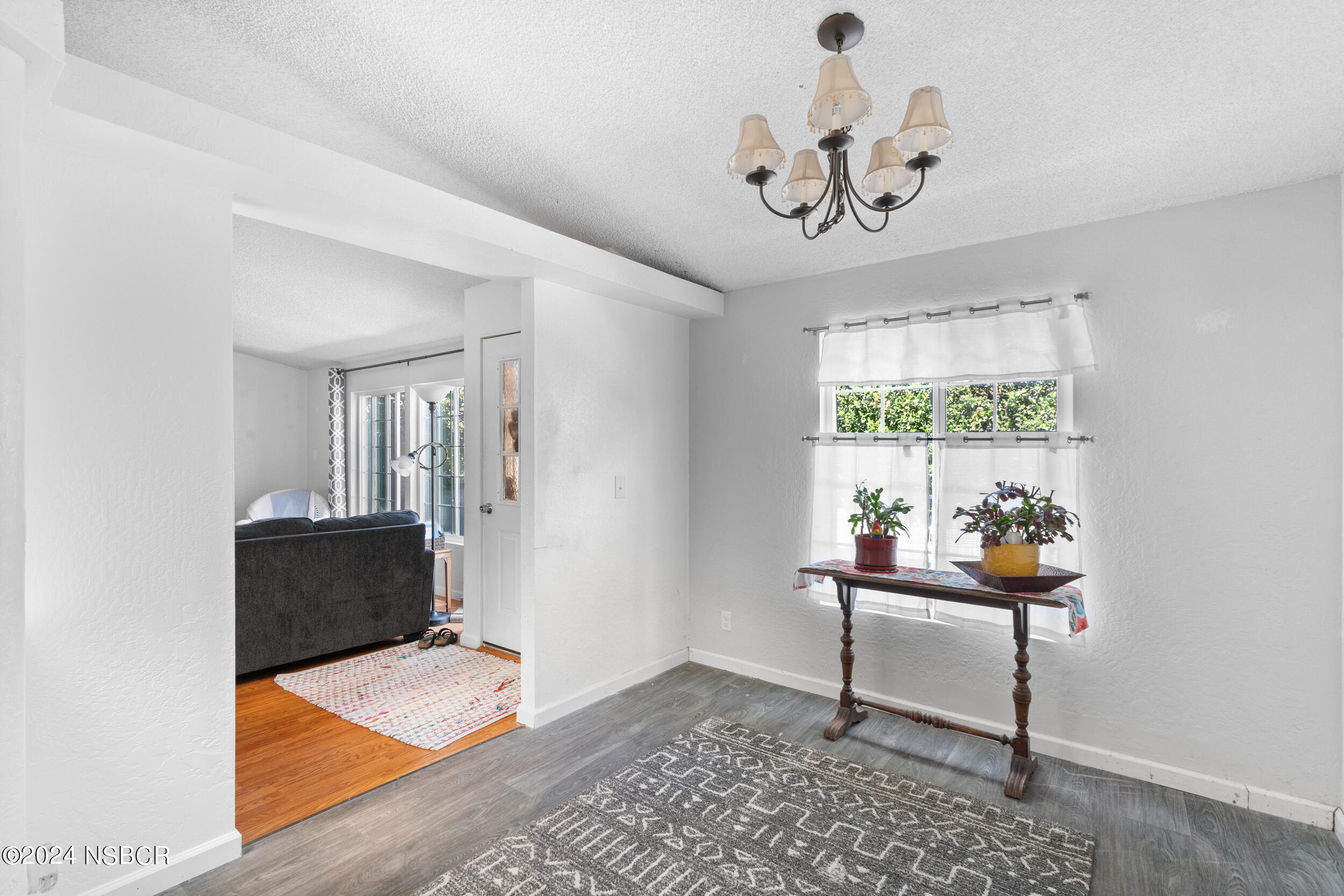 1317 N V Street, 202