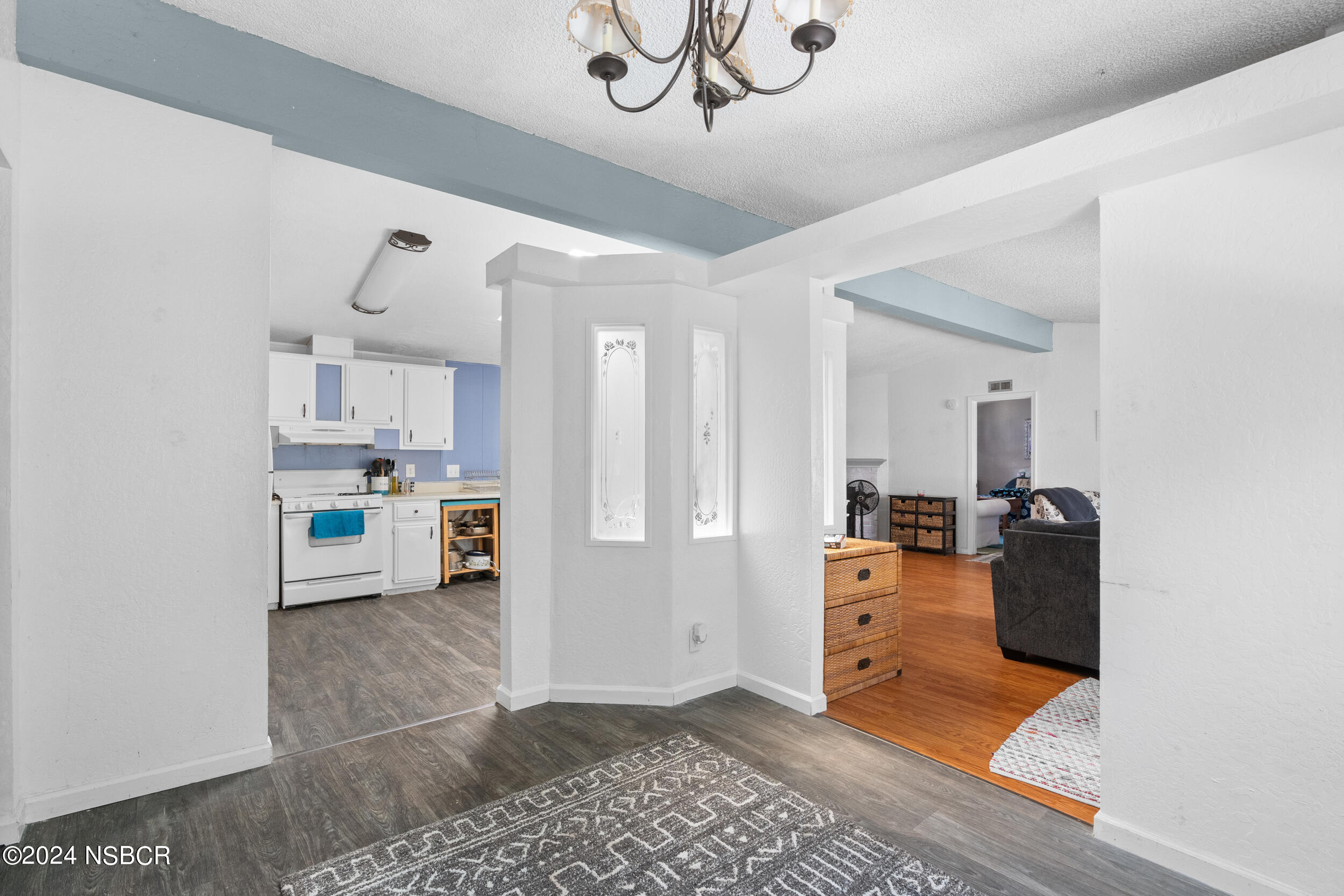1317 N V Street, 202