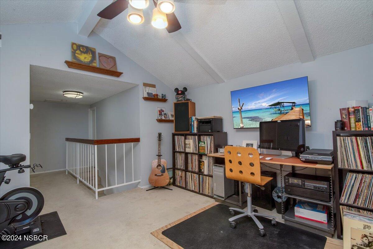 3940 Mesa Cir Drive