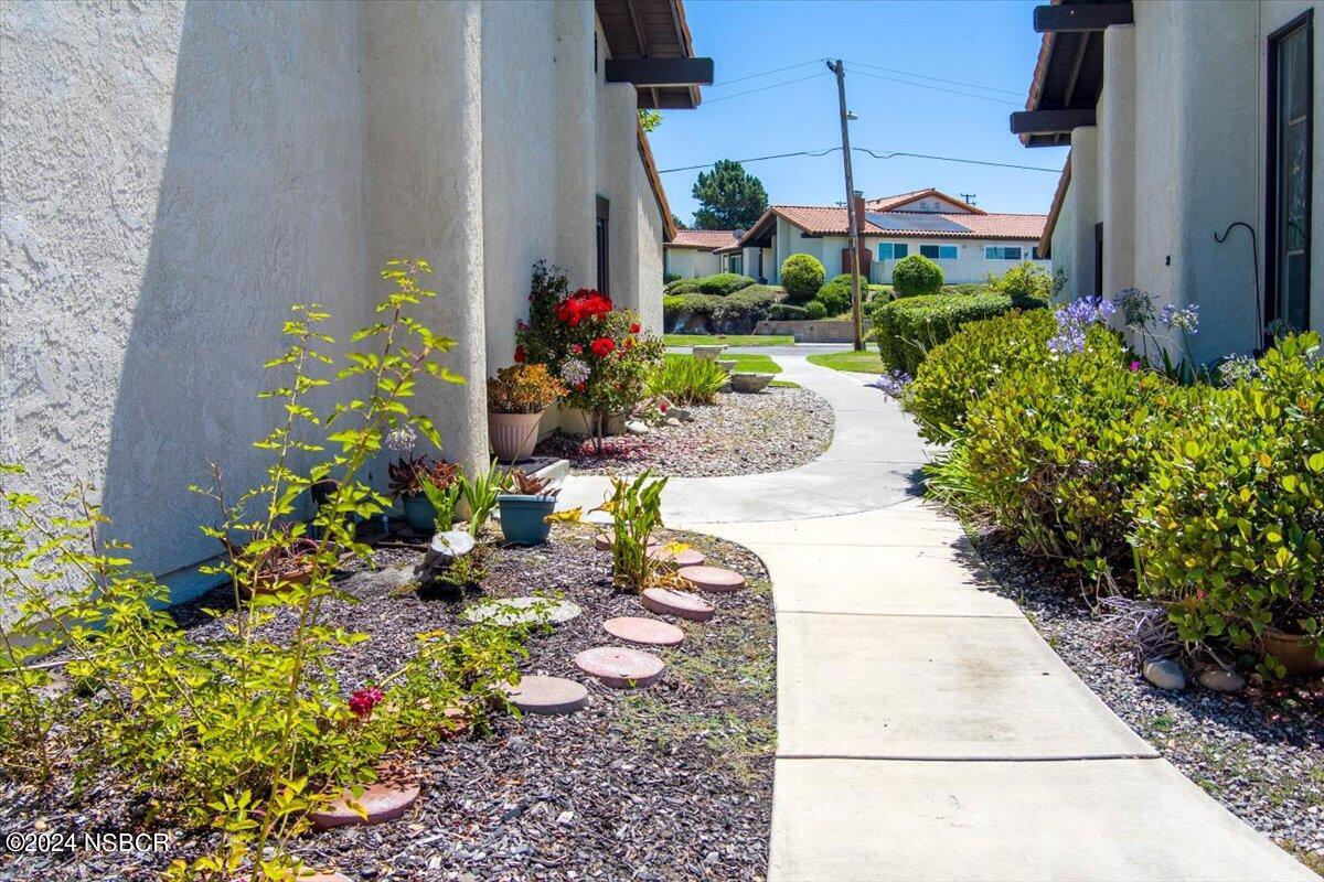 3940 Mesa Cir Drive