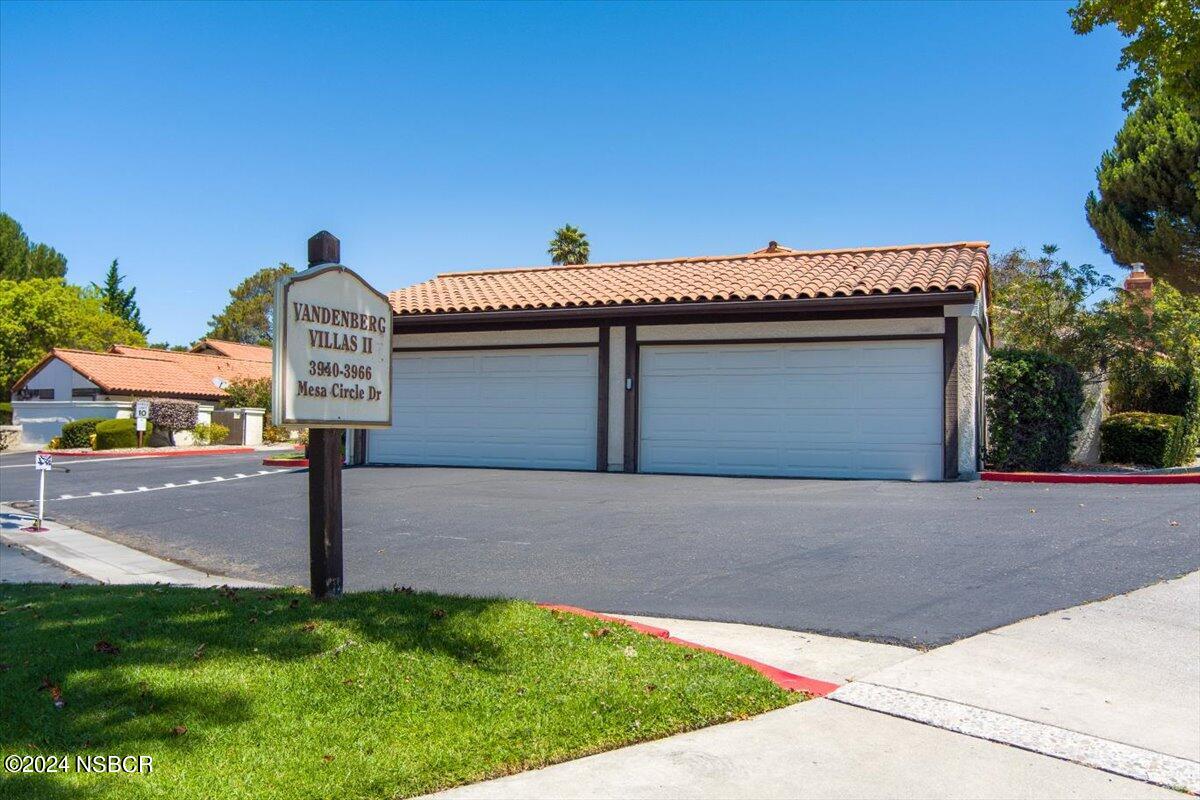3940 Mesa Cir Drive