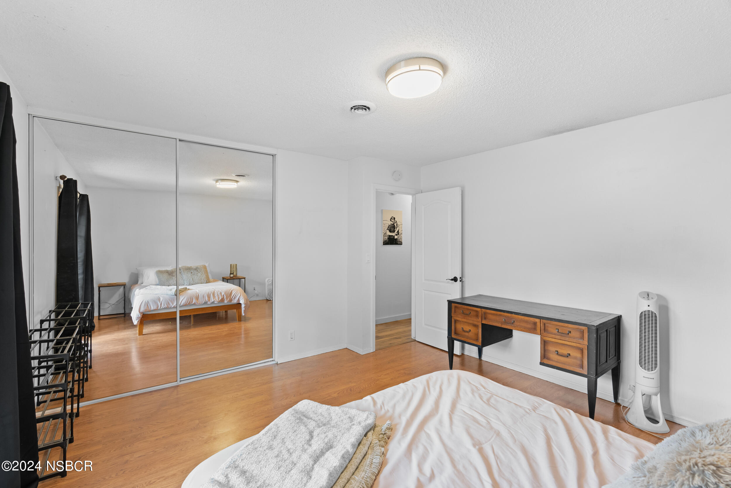 1586 Calle Primera