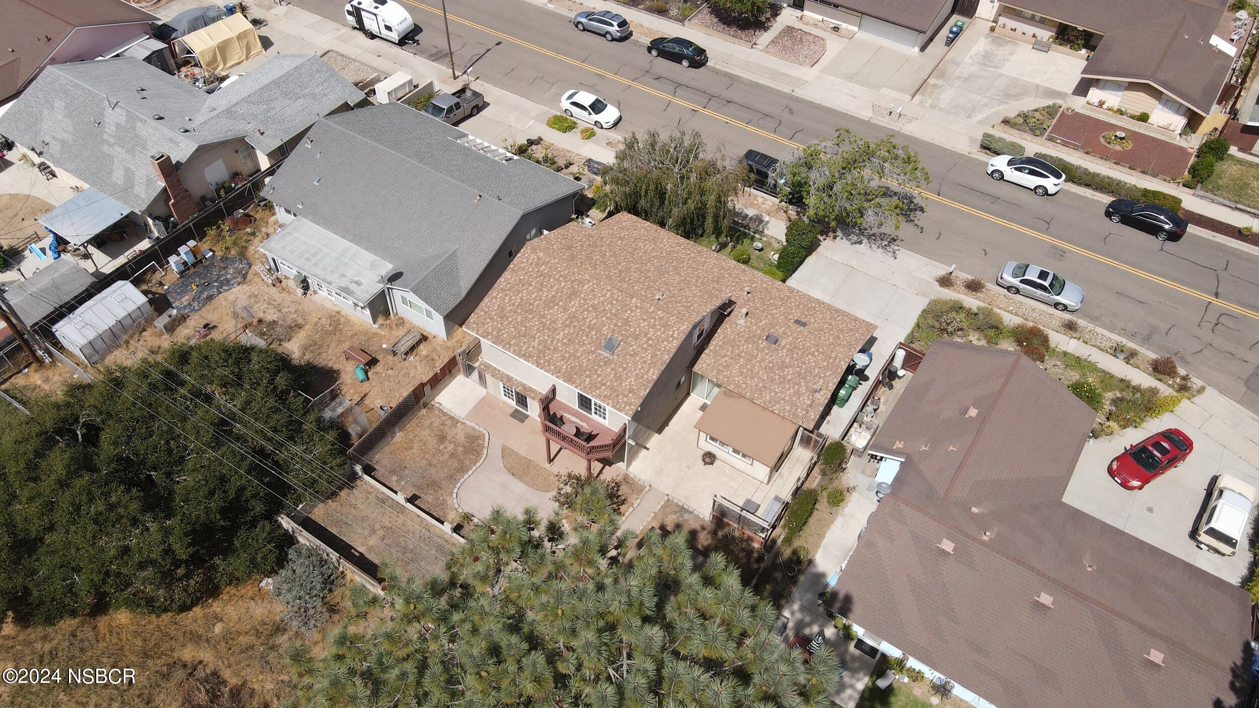 1586 Calle Primera