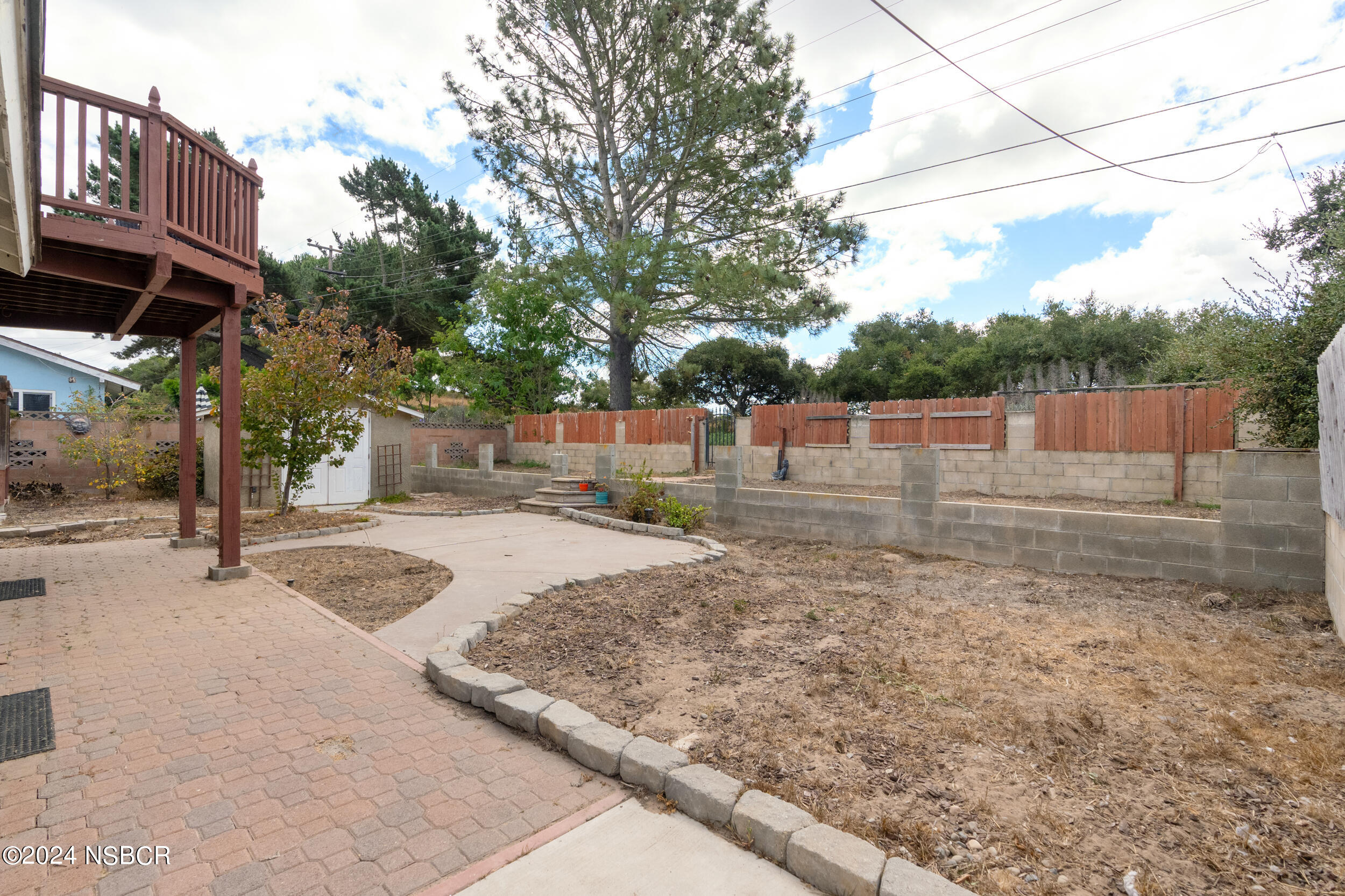 1586 Calle Primera