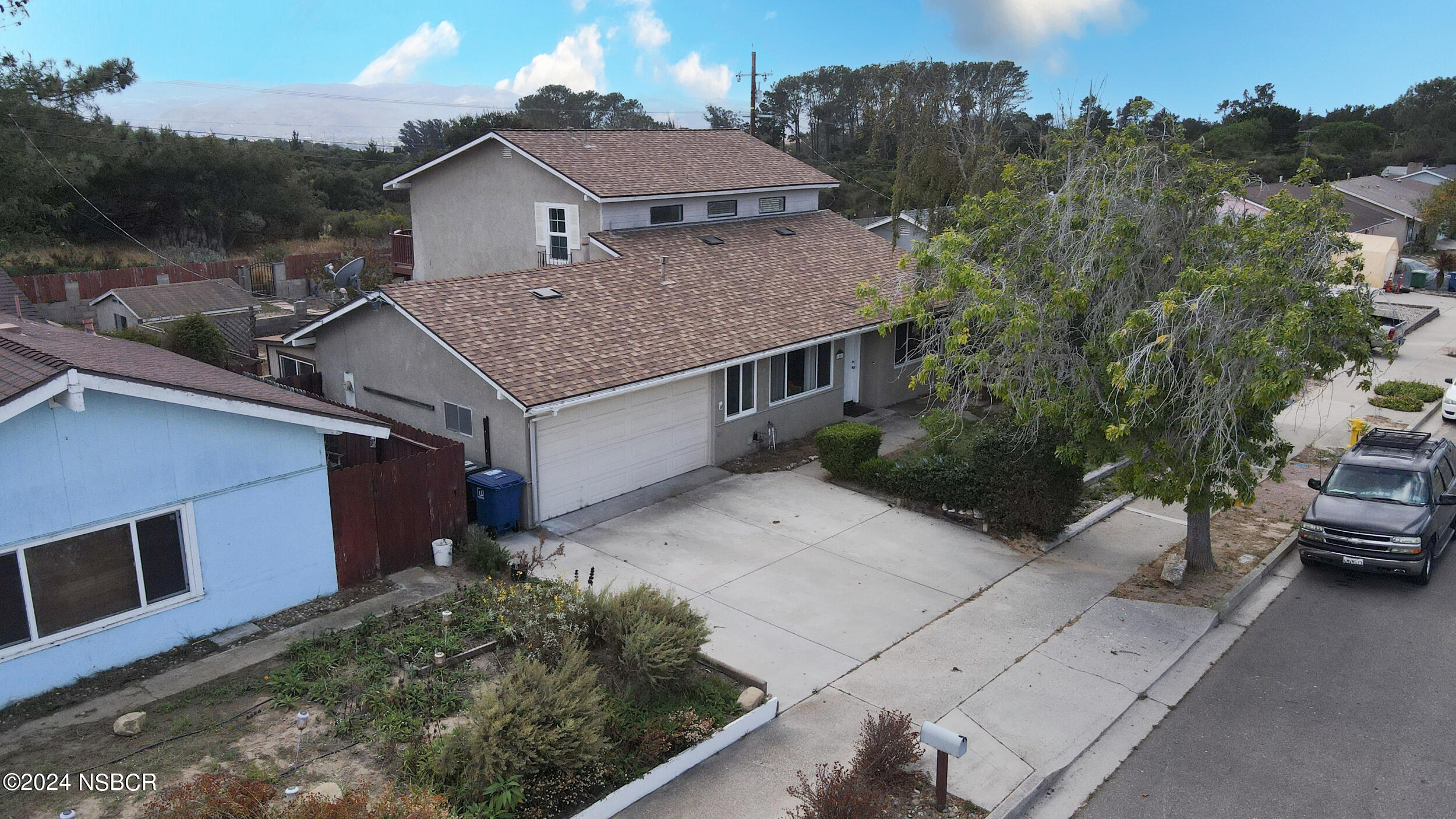 1586 Calle Primera