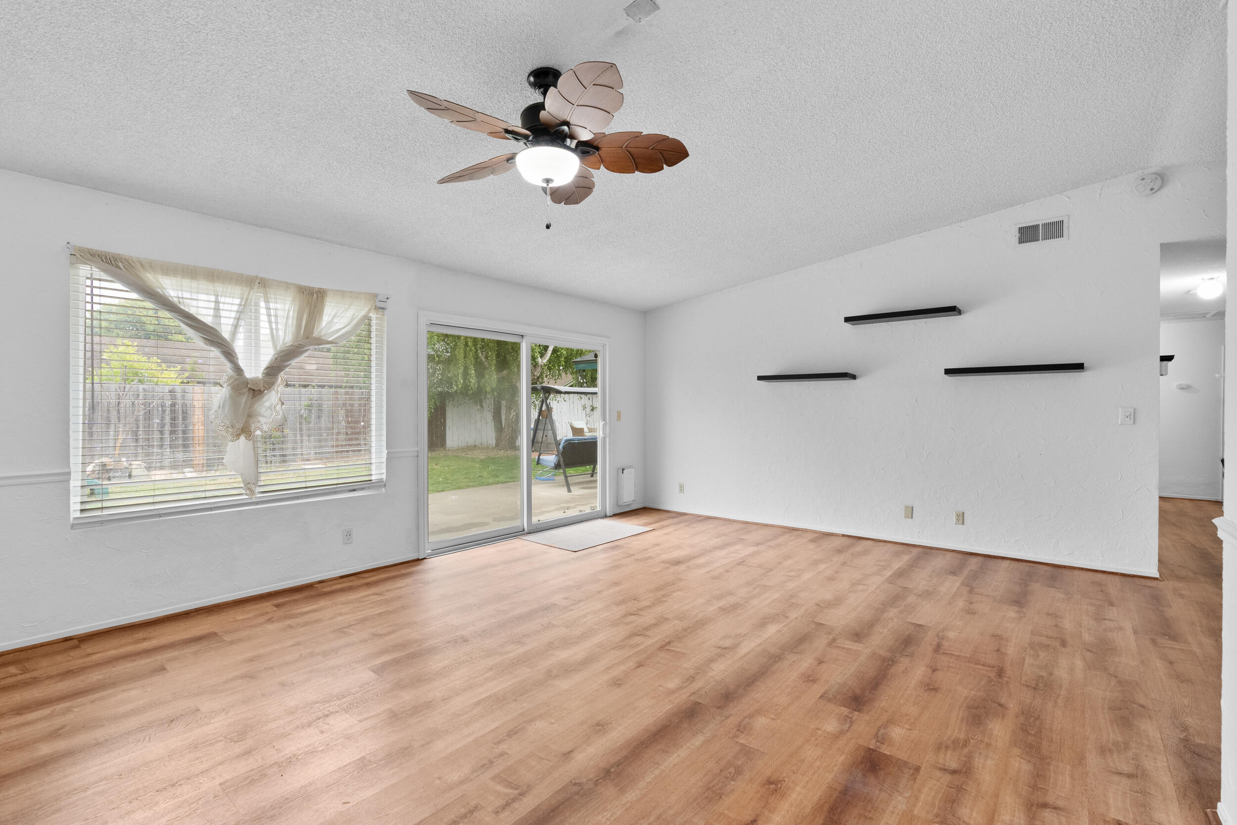 204 S Tulip Street
