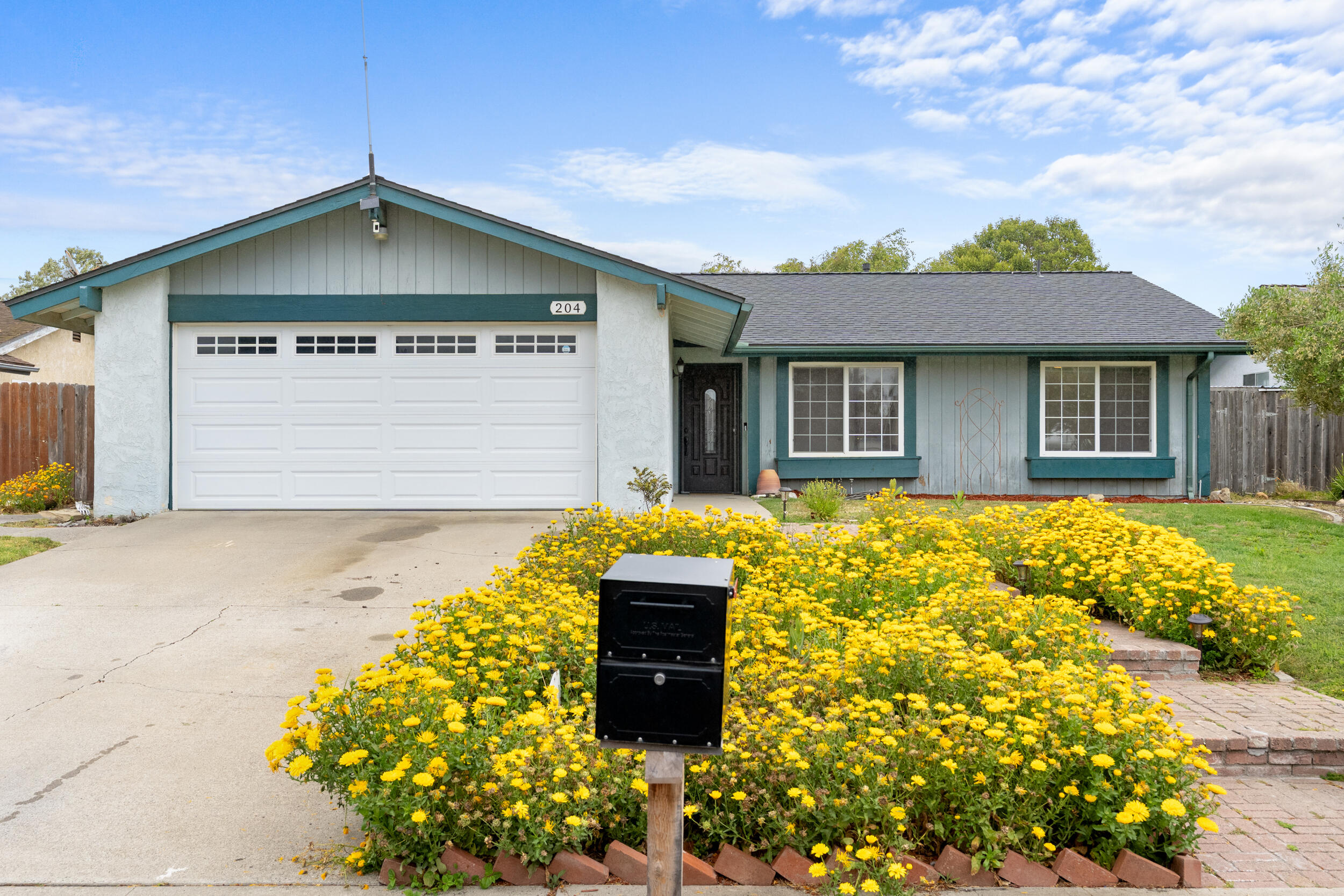 204 S Tulip Street