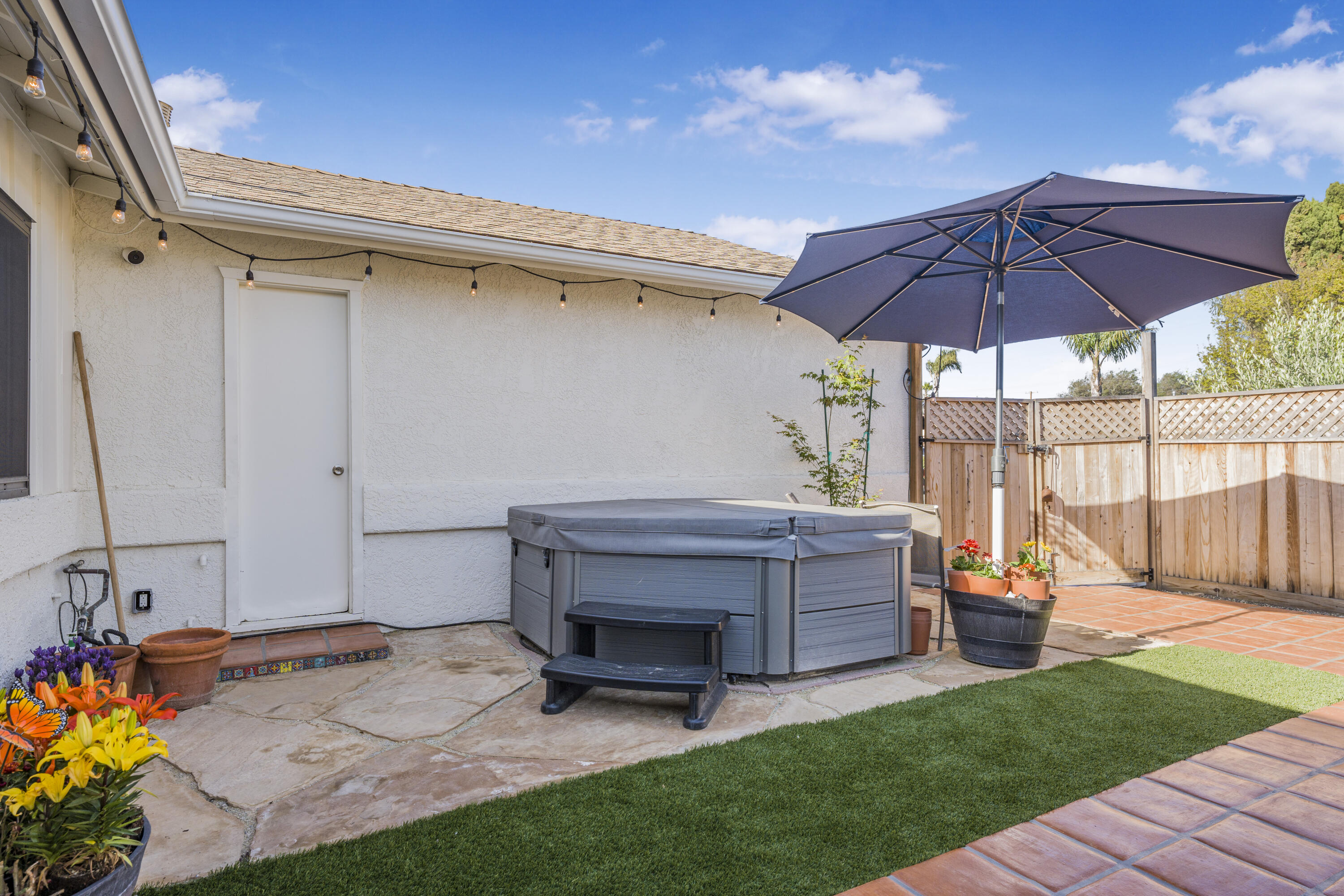 1029 N Poppy Street