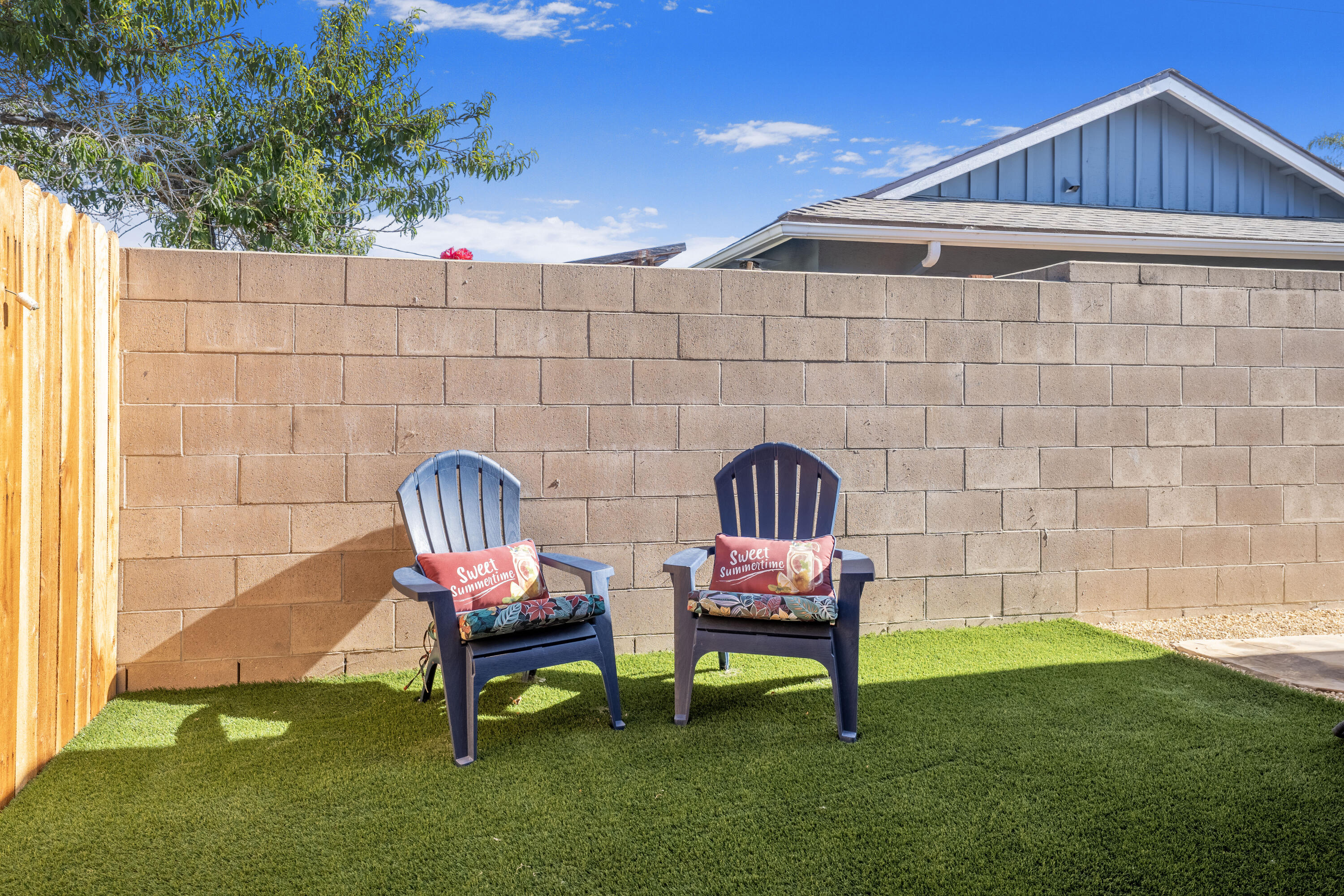 1029 N Poppy Street