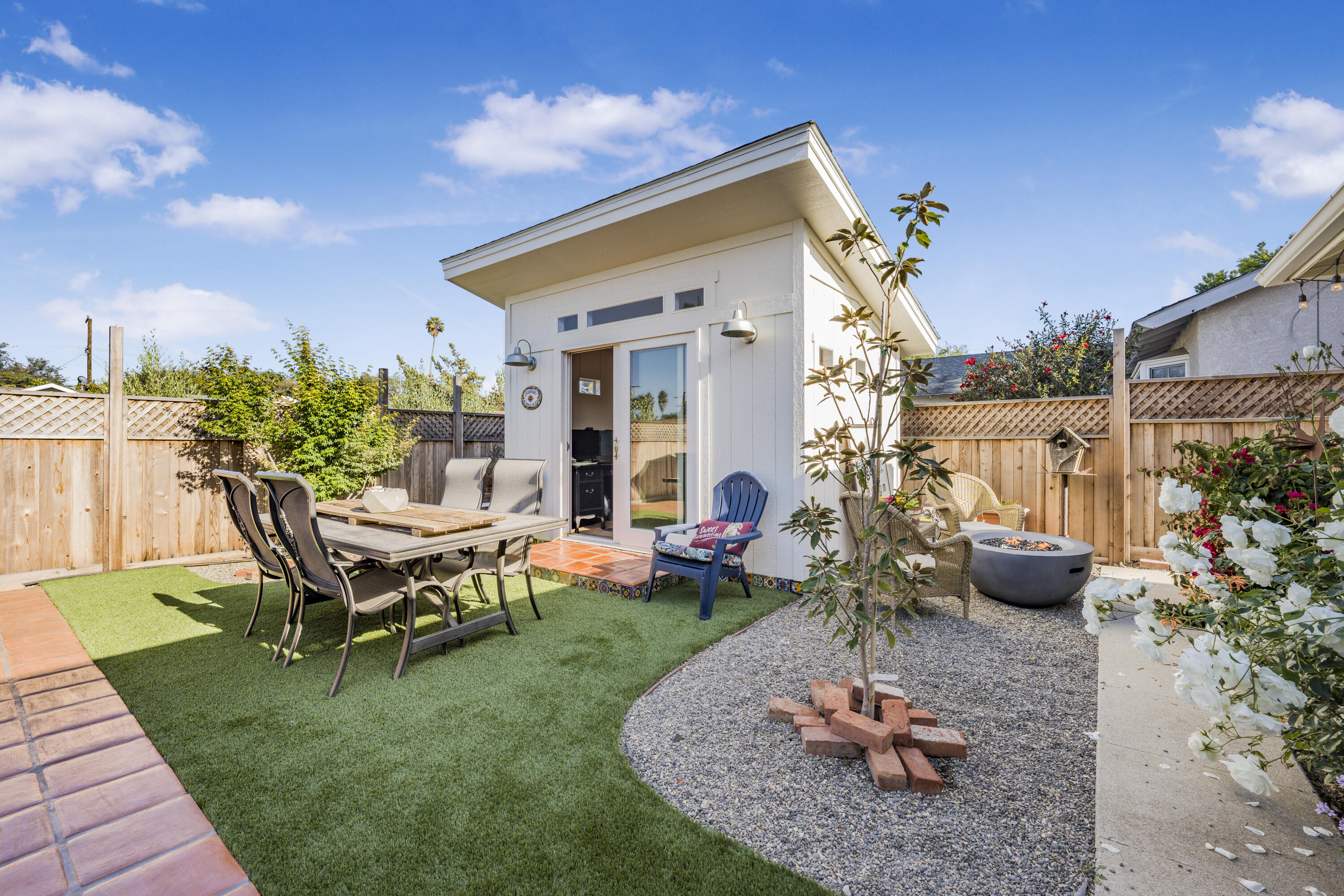 1029 N Poppy Street