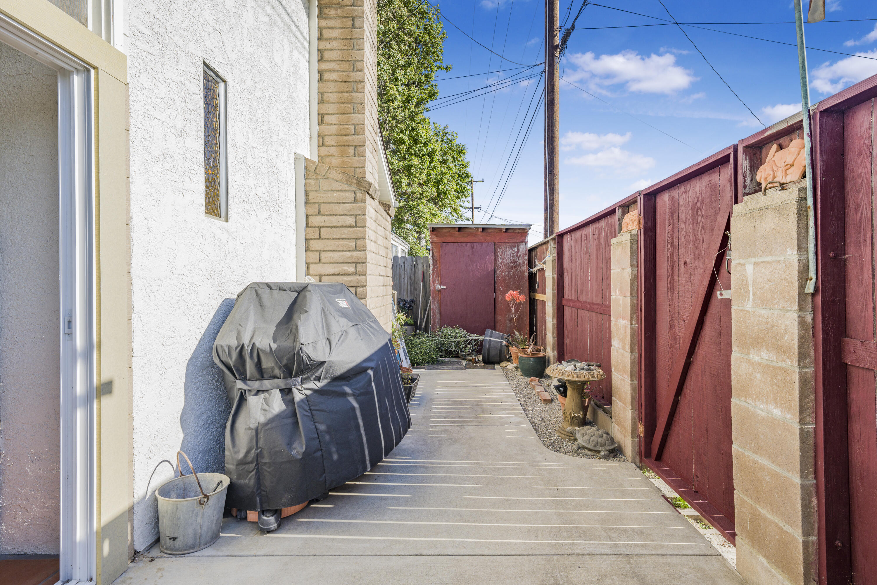 1029 N Poppy Street