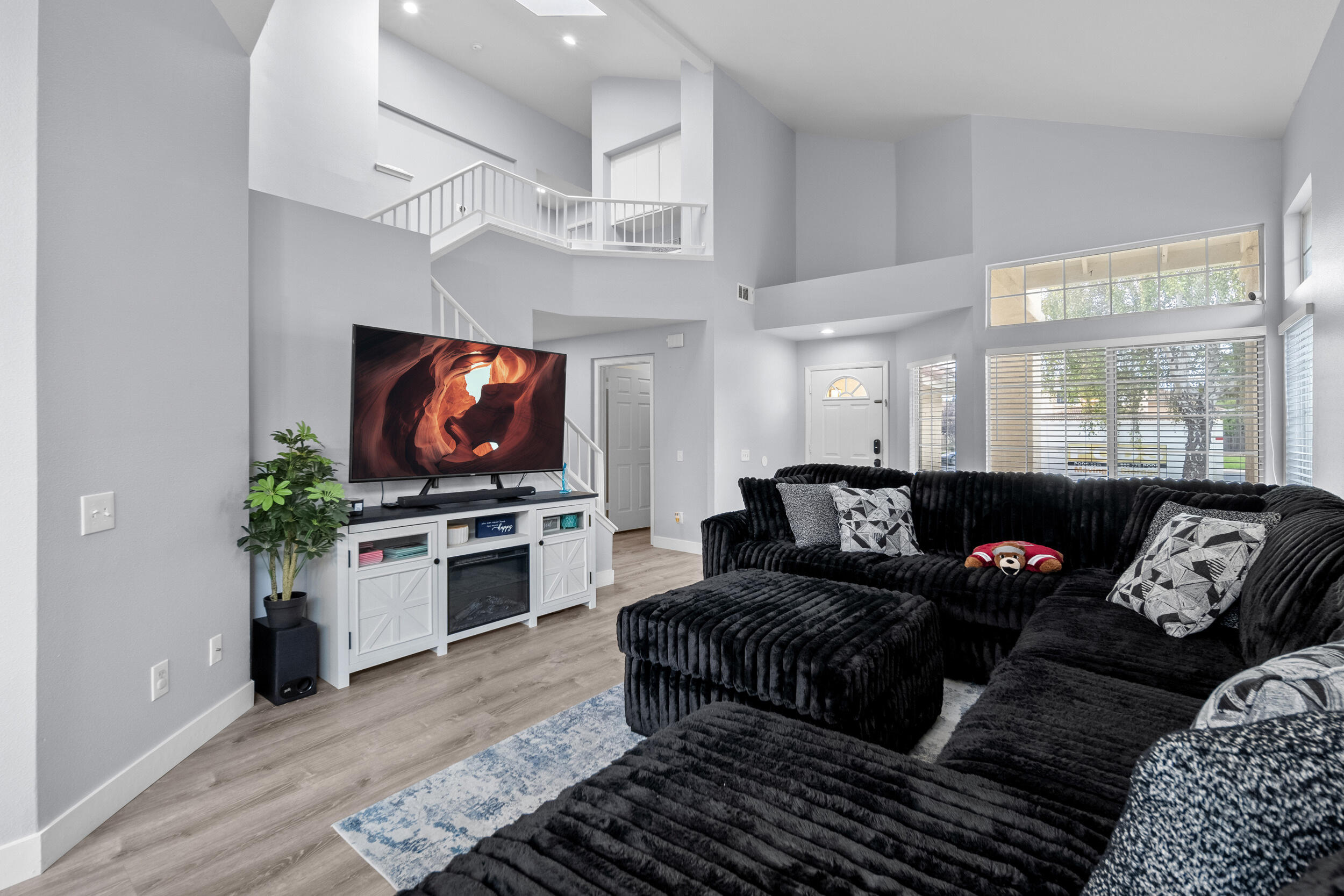 1241 Stonebrook Drive