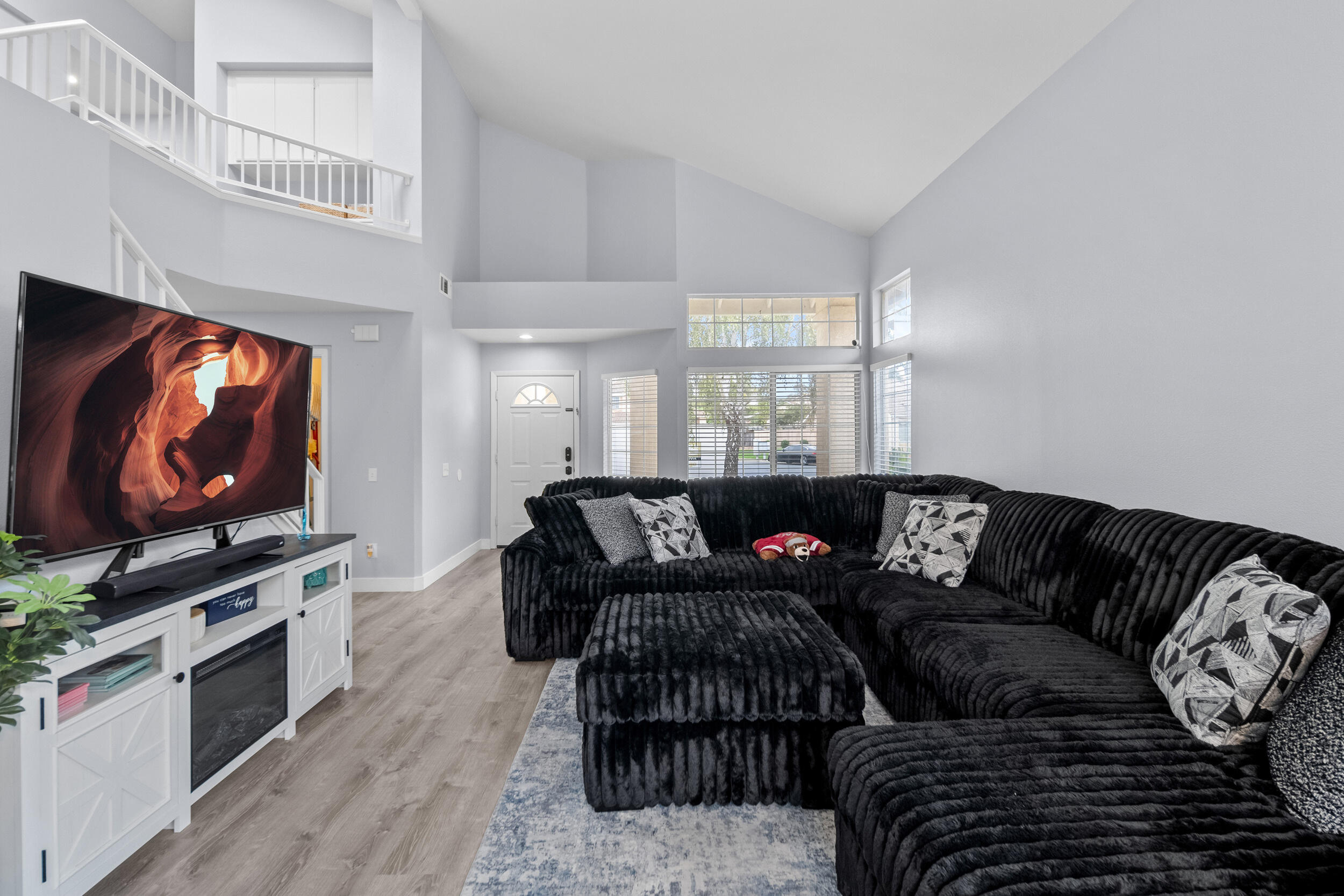 1241 Stonebrook Drive
