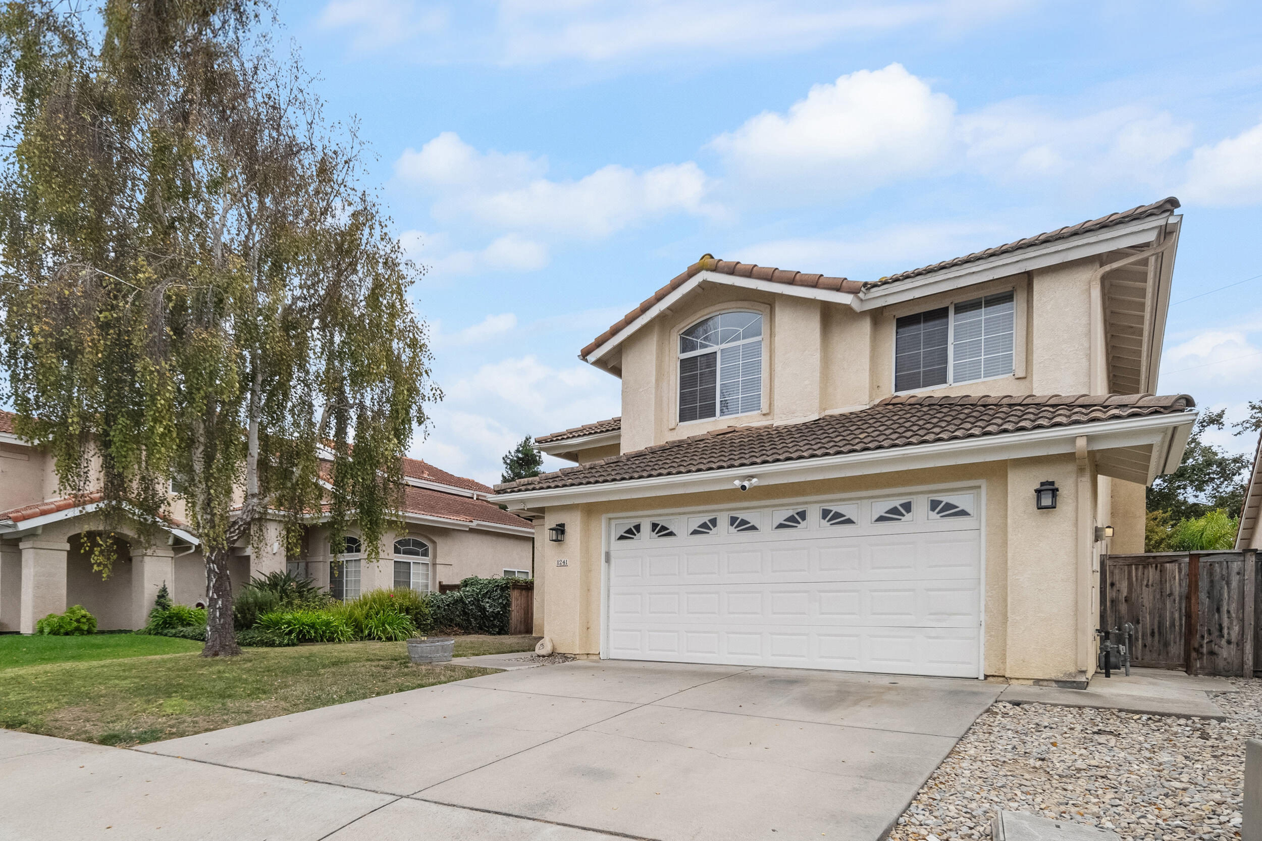 1241 Stonebrook Drive