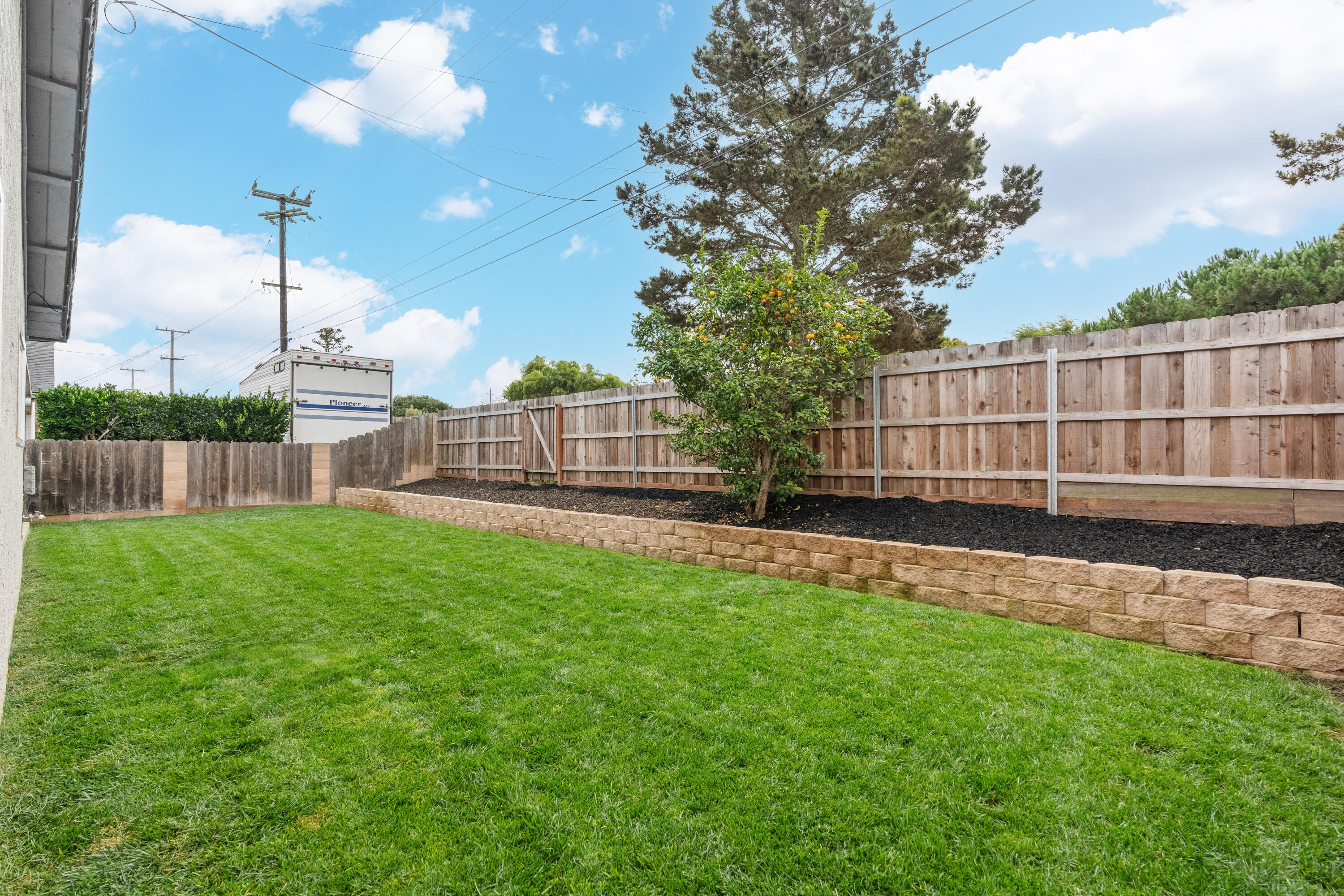 1220 W Lime Avenue