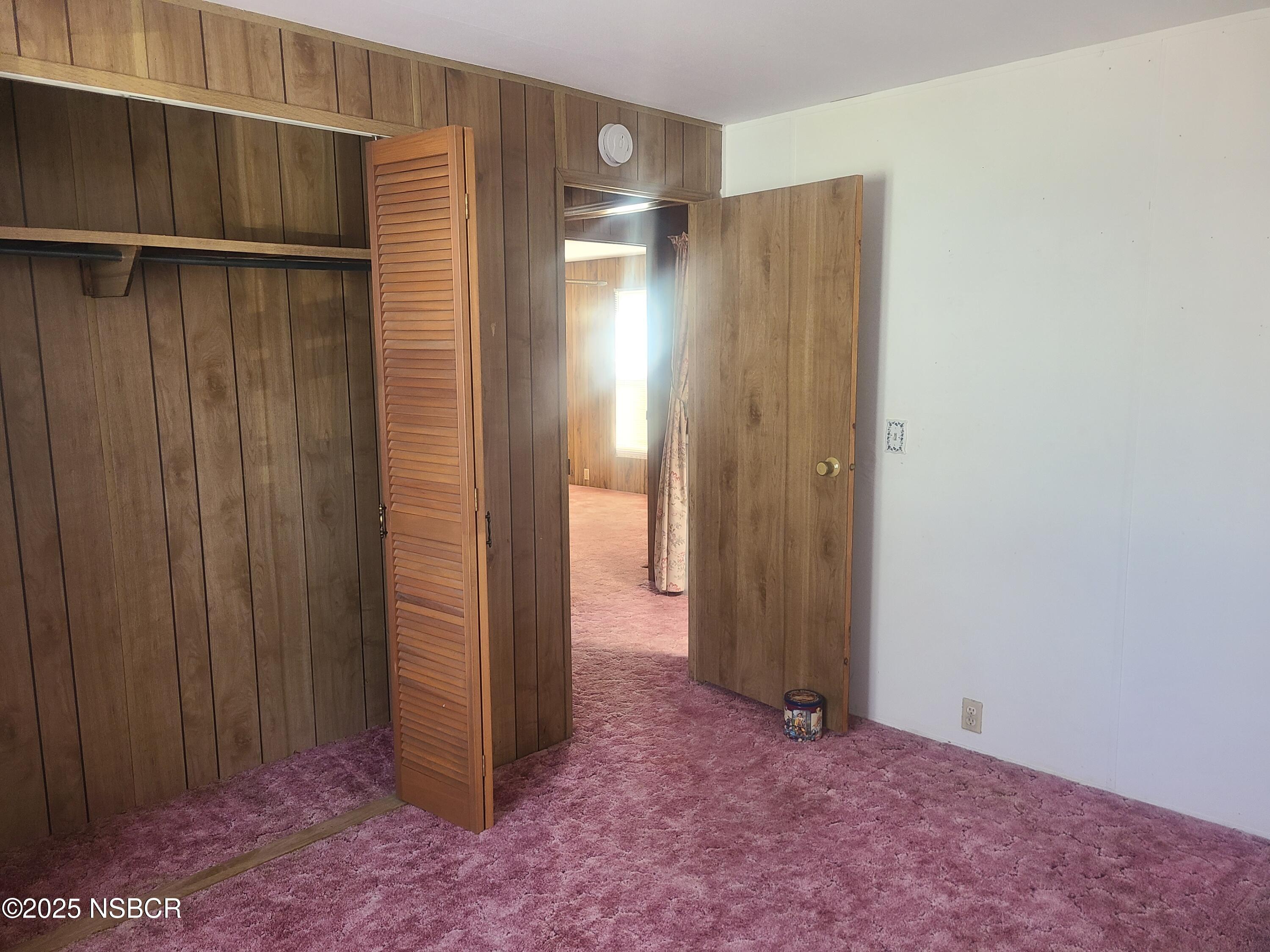 701 E Pine Avenue, 176