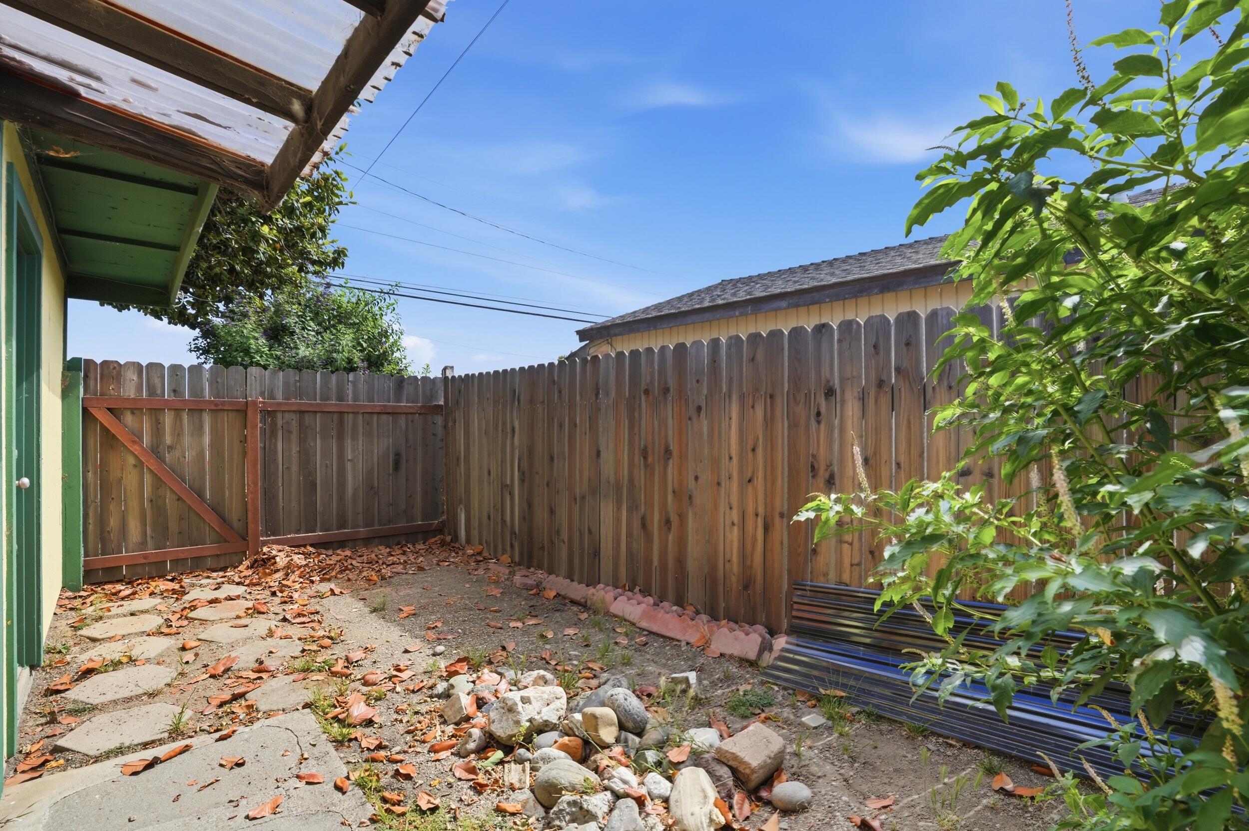 502 E Chestnut Avenue
