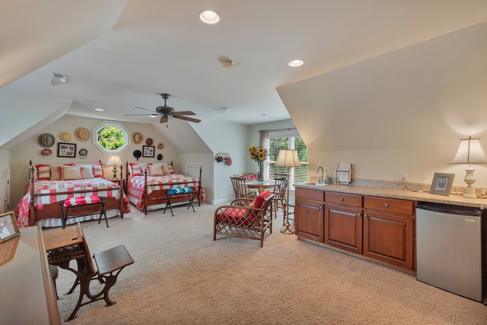 1024 North Shore Drive