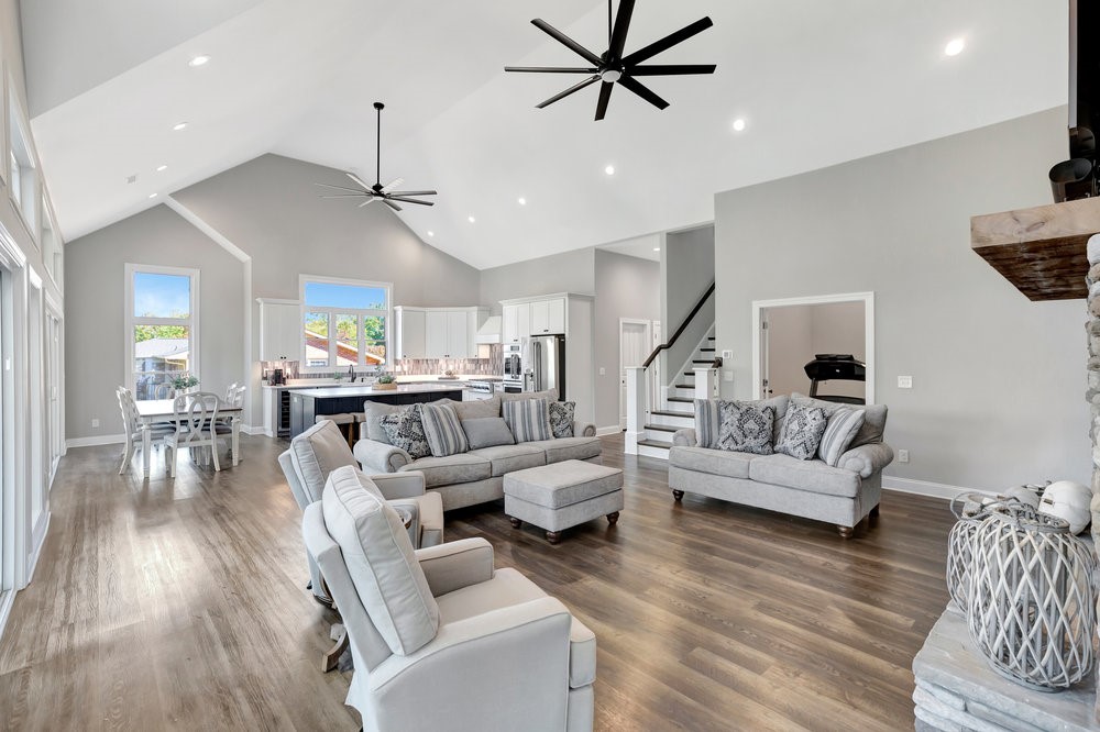 401 Broadwater Circle