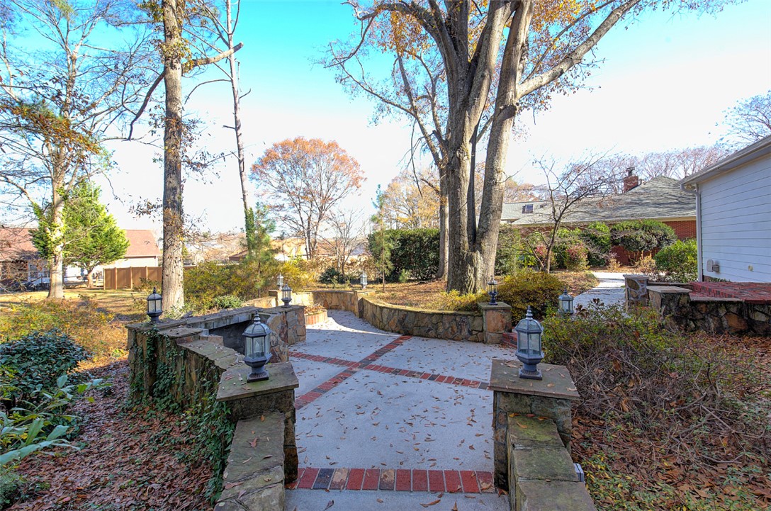 203 Lancaster Drive Drive