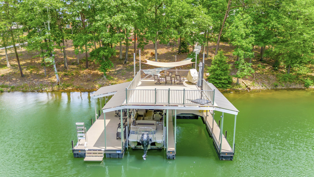 401 Broadwater Circle