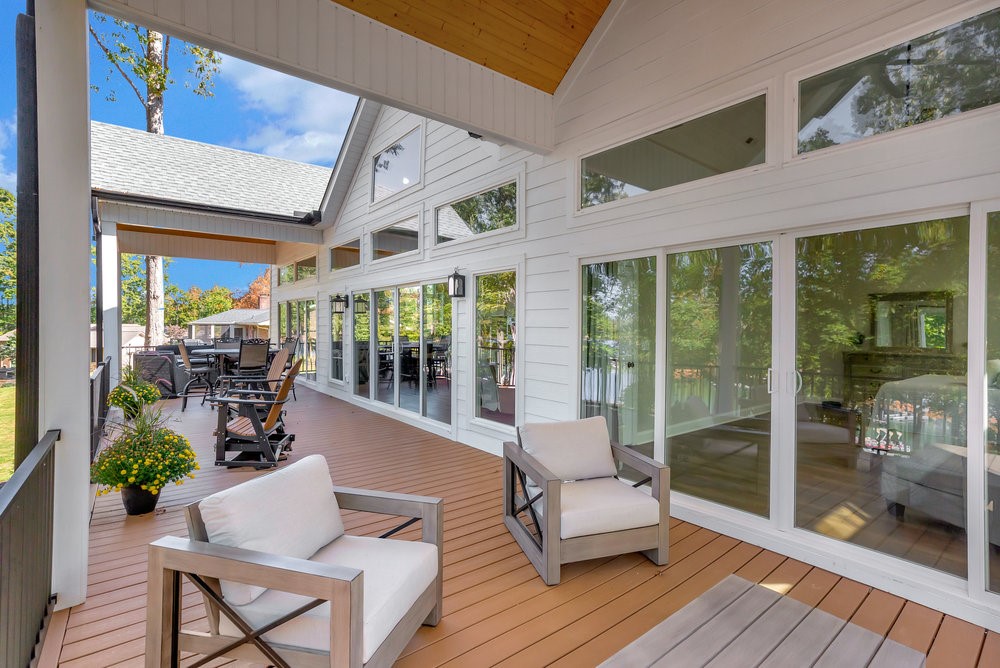 401 Broadwater Circle