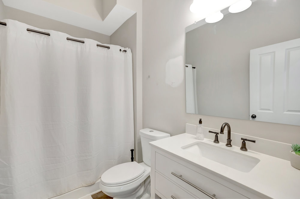 401 Broadwater Circle