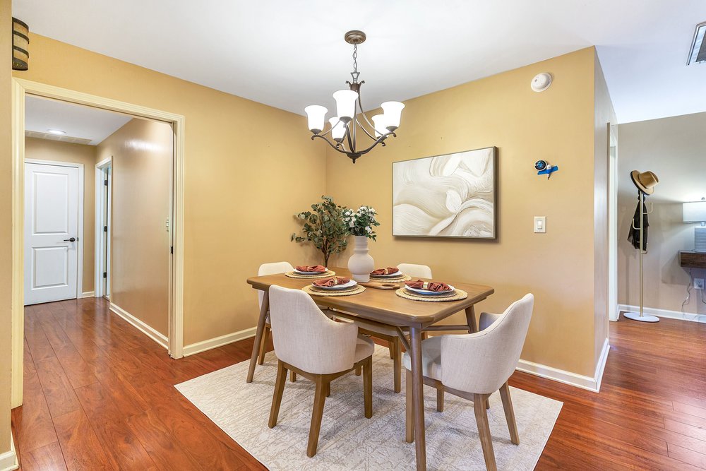 400 Paradise Circle