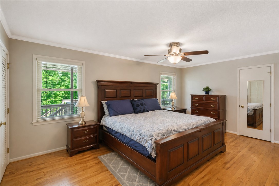 2212 Surfside Drive