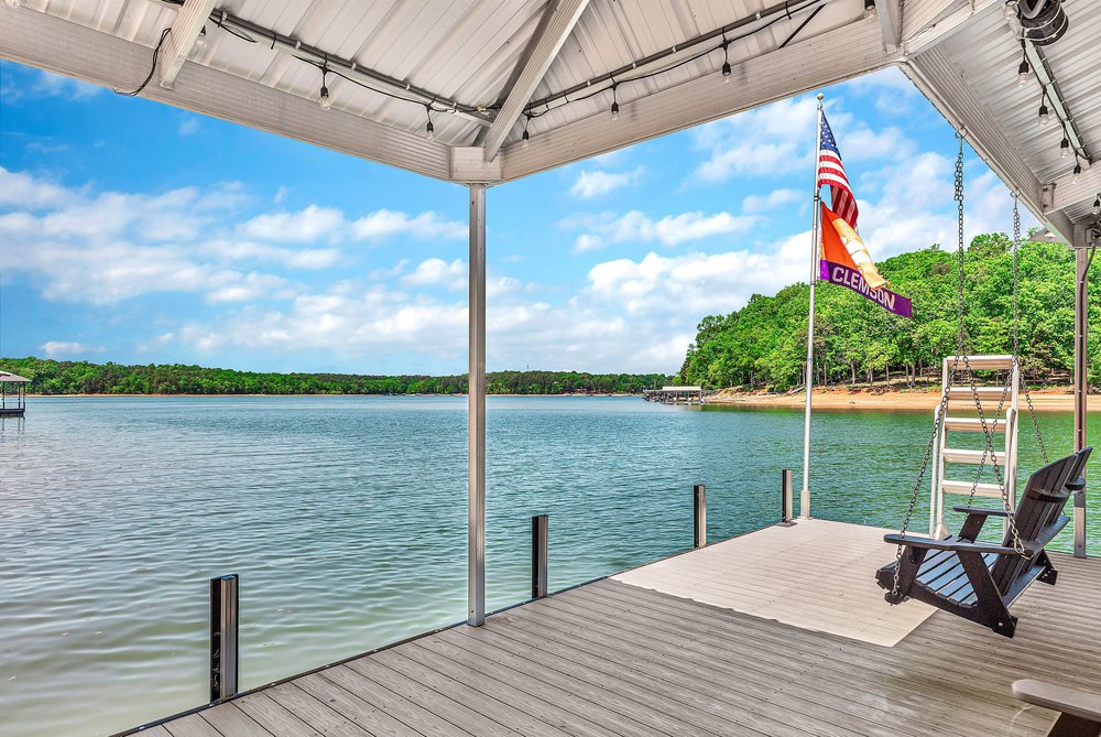 2212 Surfside Drive