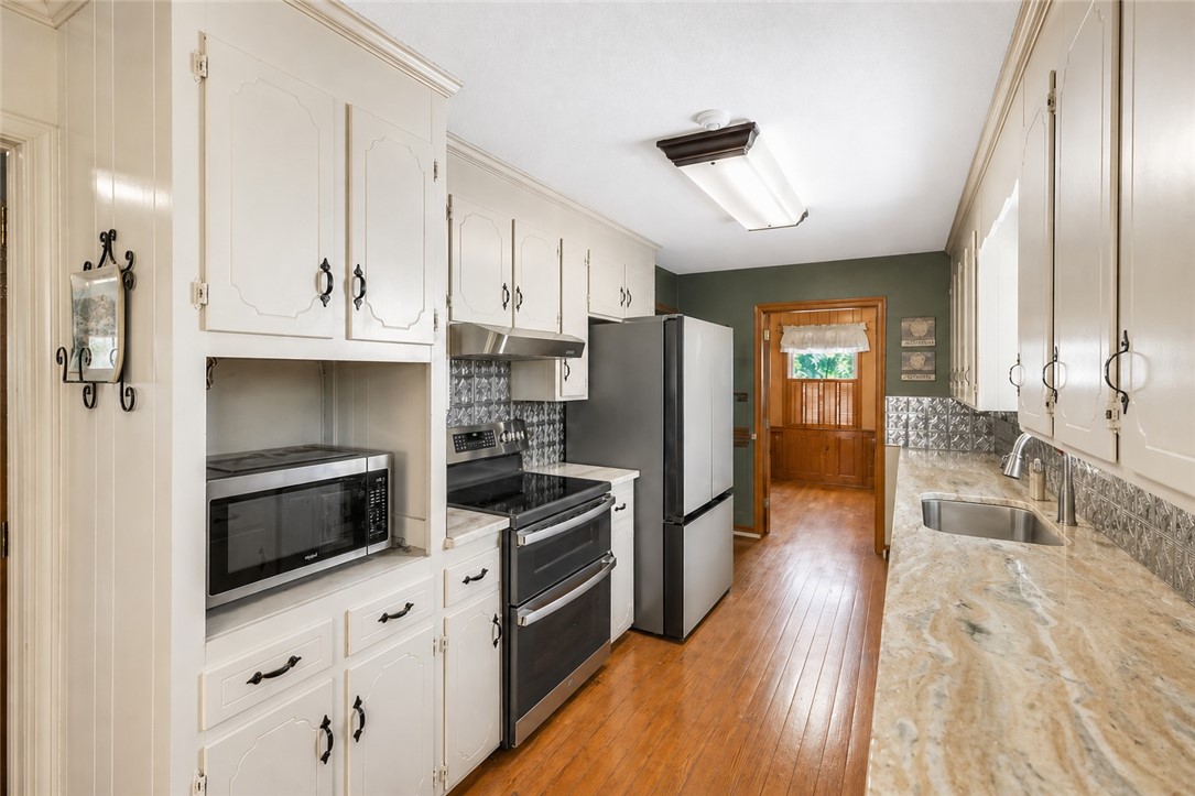 2212 Surfside Drive
