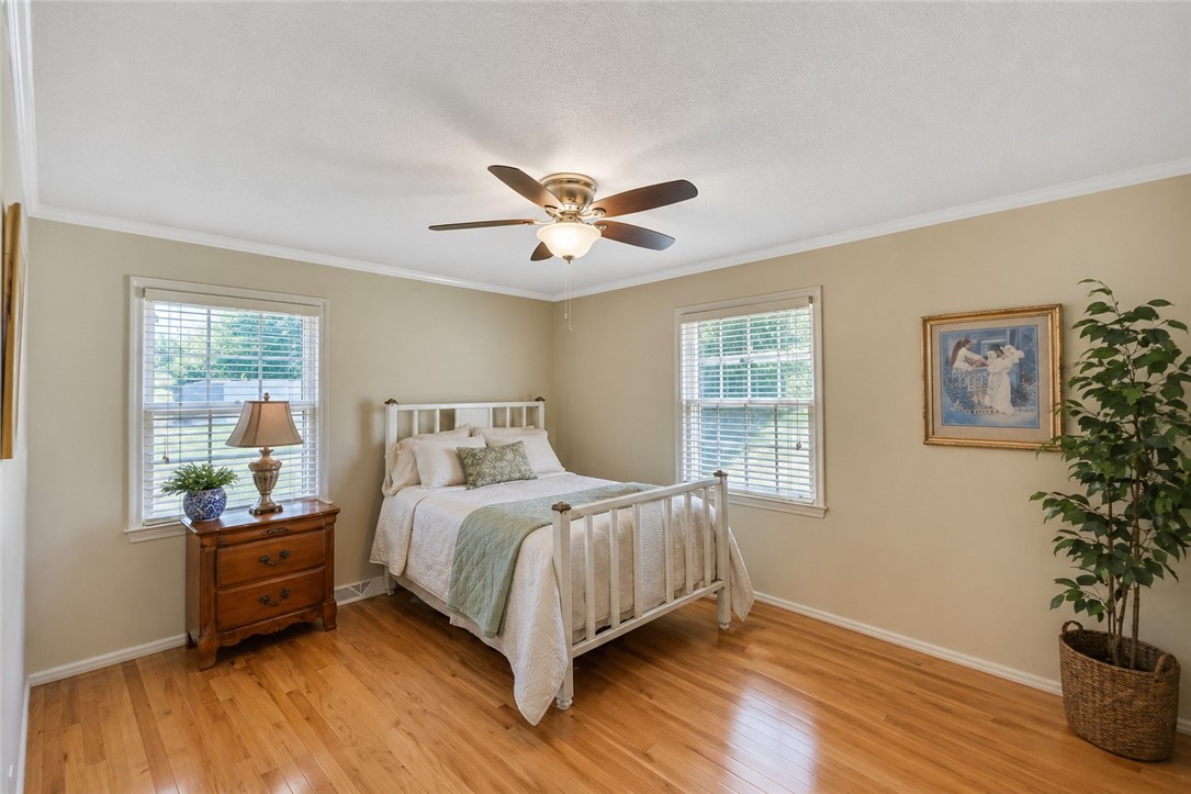 2212 Surfside Drive