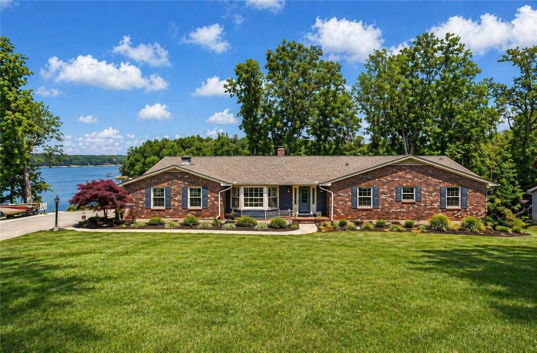 2212 Surfside Drive