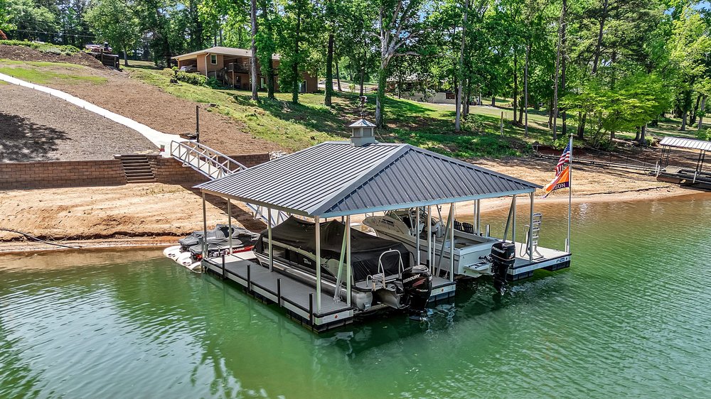 2212 Surfside Drive