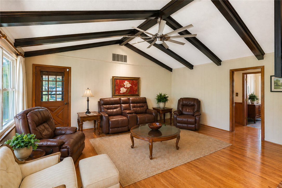 2212 Surfside Drive