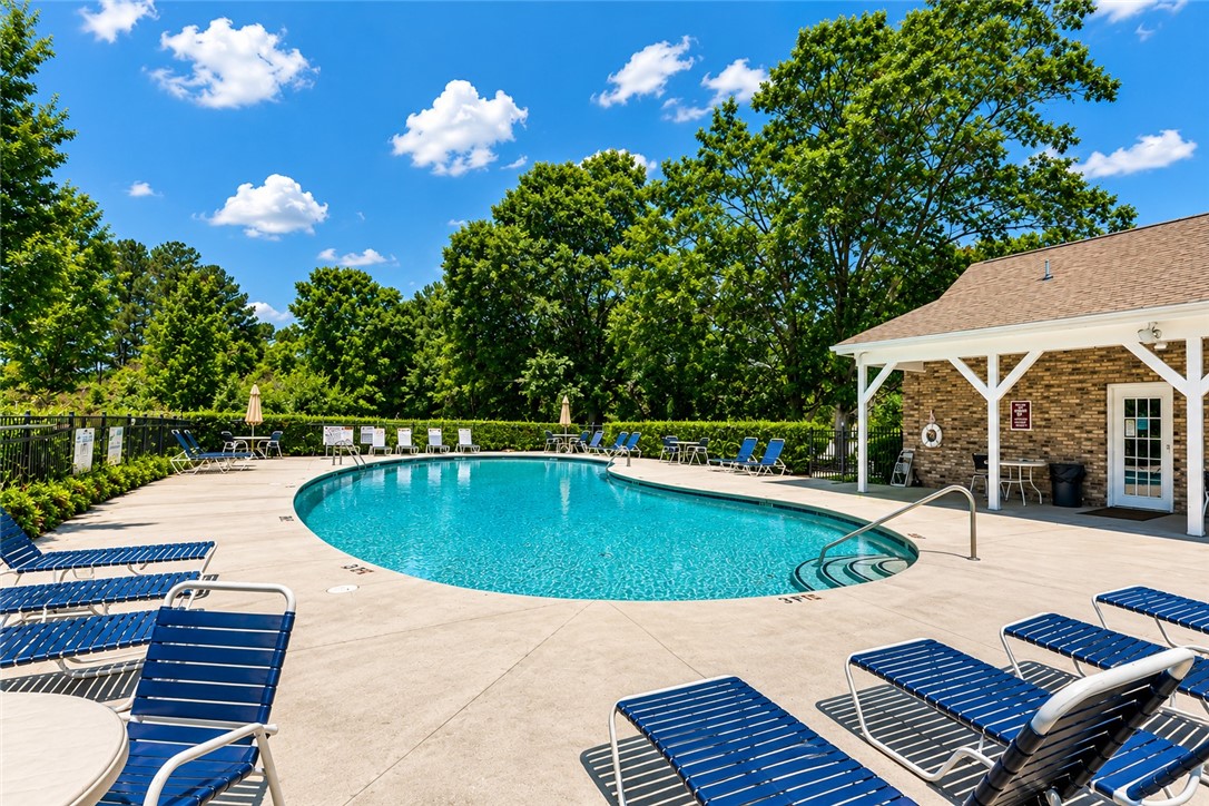 15 Fawn Hill Drive