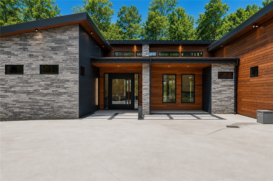 1143 Hawk Harbor Drive
