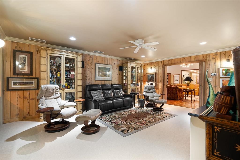 325 Lanham Circle